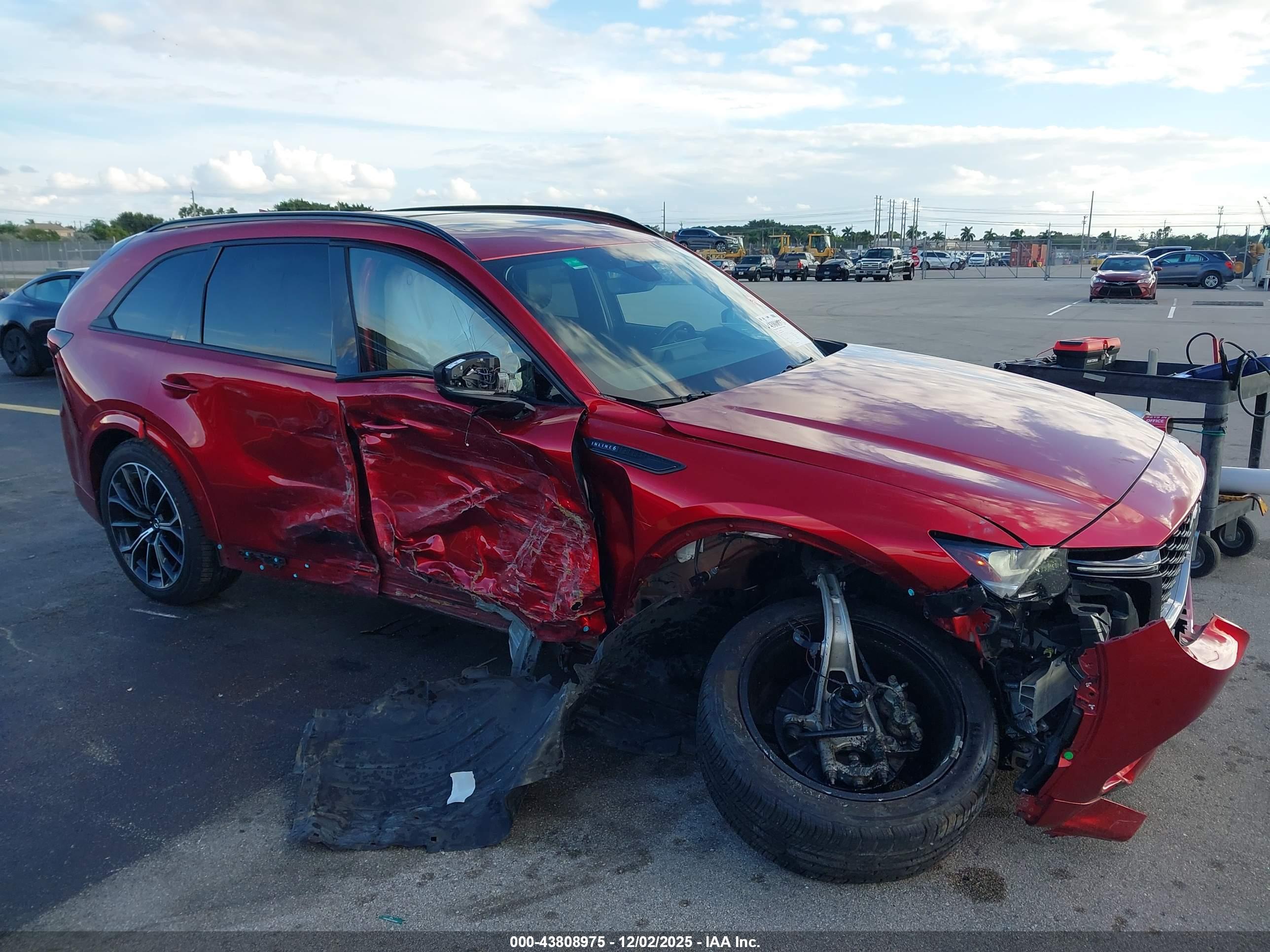 MAZDA CX-70 image 6