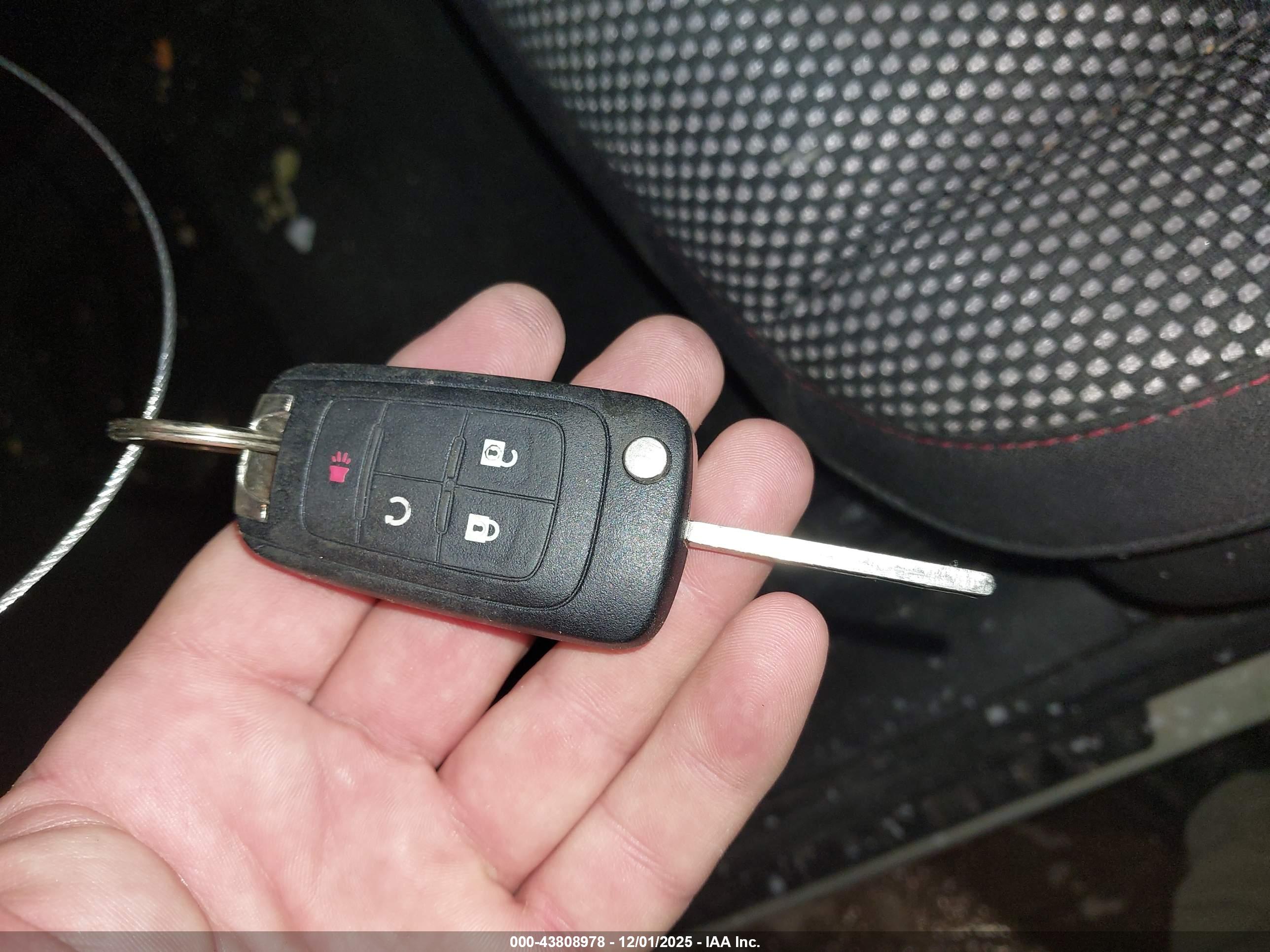 GMC TERRAIN image 11