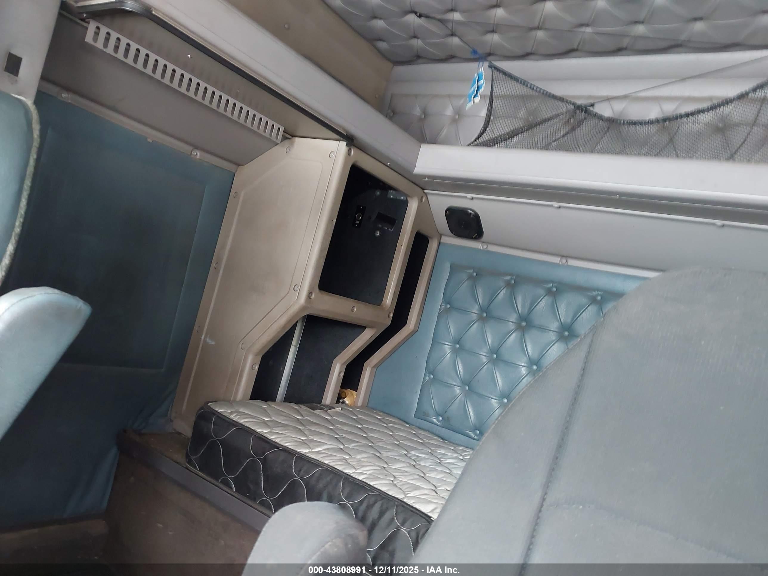 INTERNATIONAL 9200 image 7