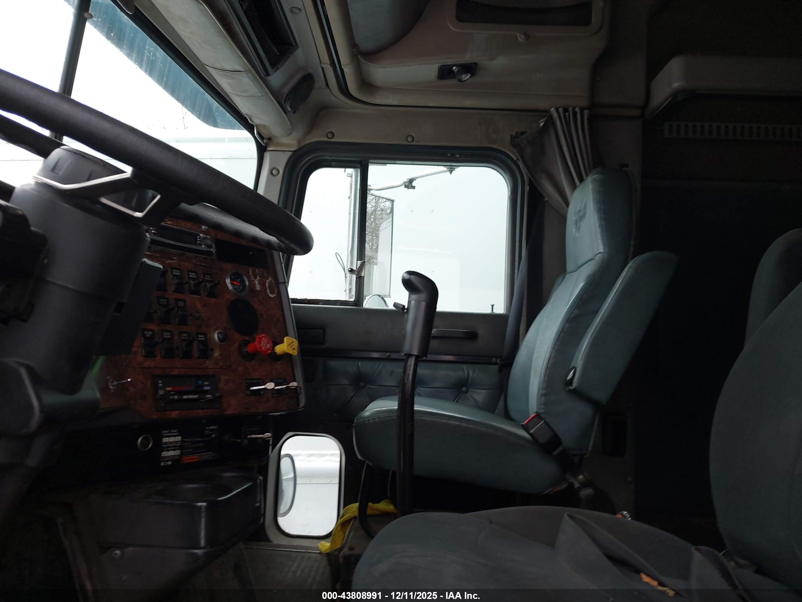 INTERNATIONAL 9200 image 8
