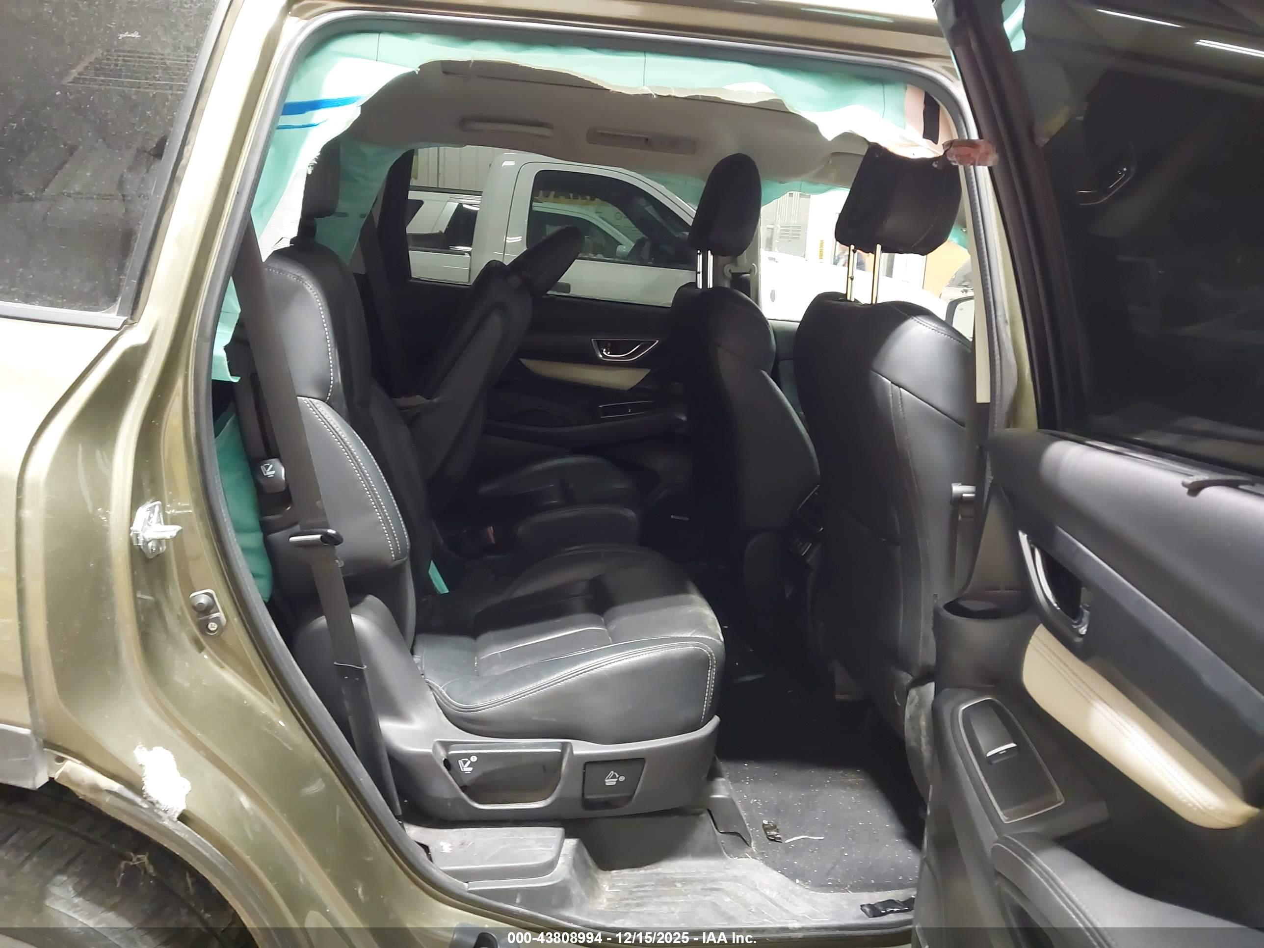 SUBARU ASCENT image 8