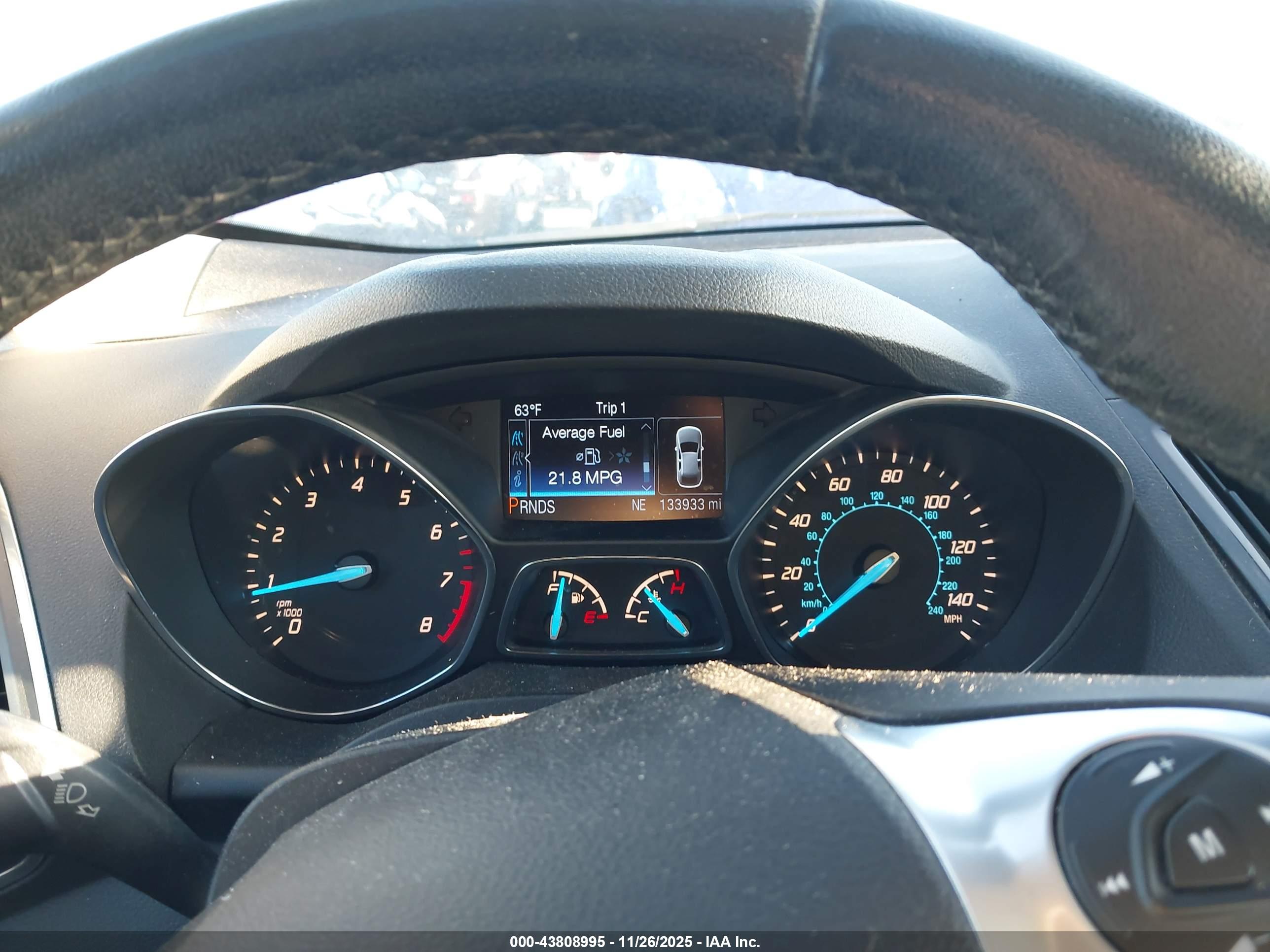 FORD ESCAPE image 7