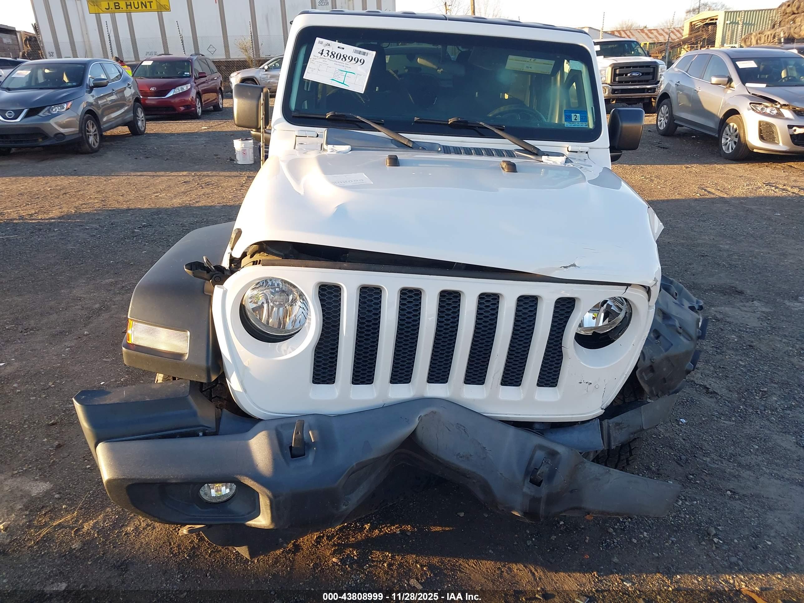 JEEP WRANGLER image 6