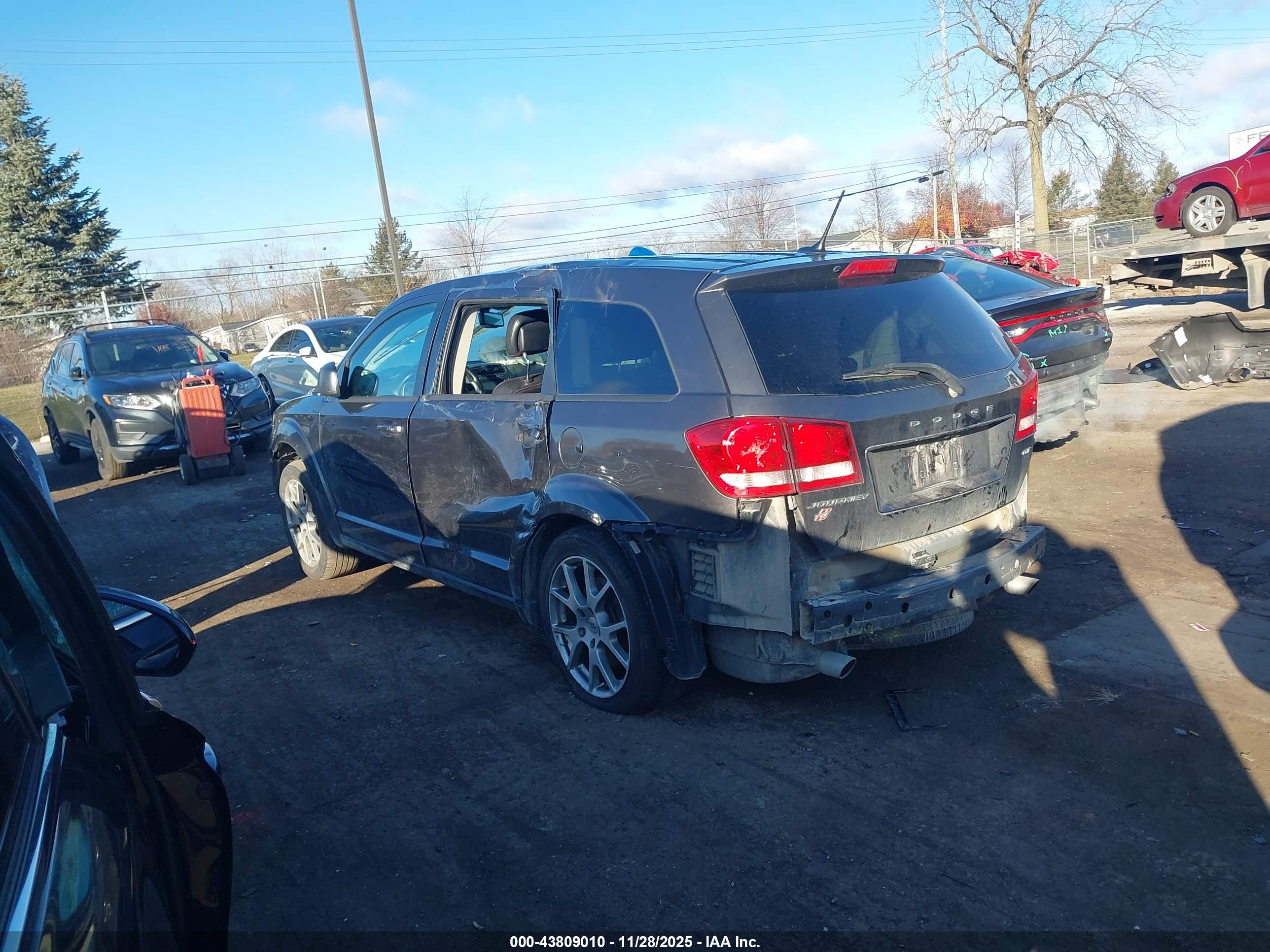 DODGE JOURNEY image 3