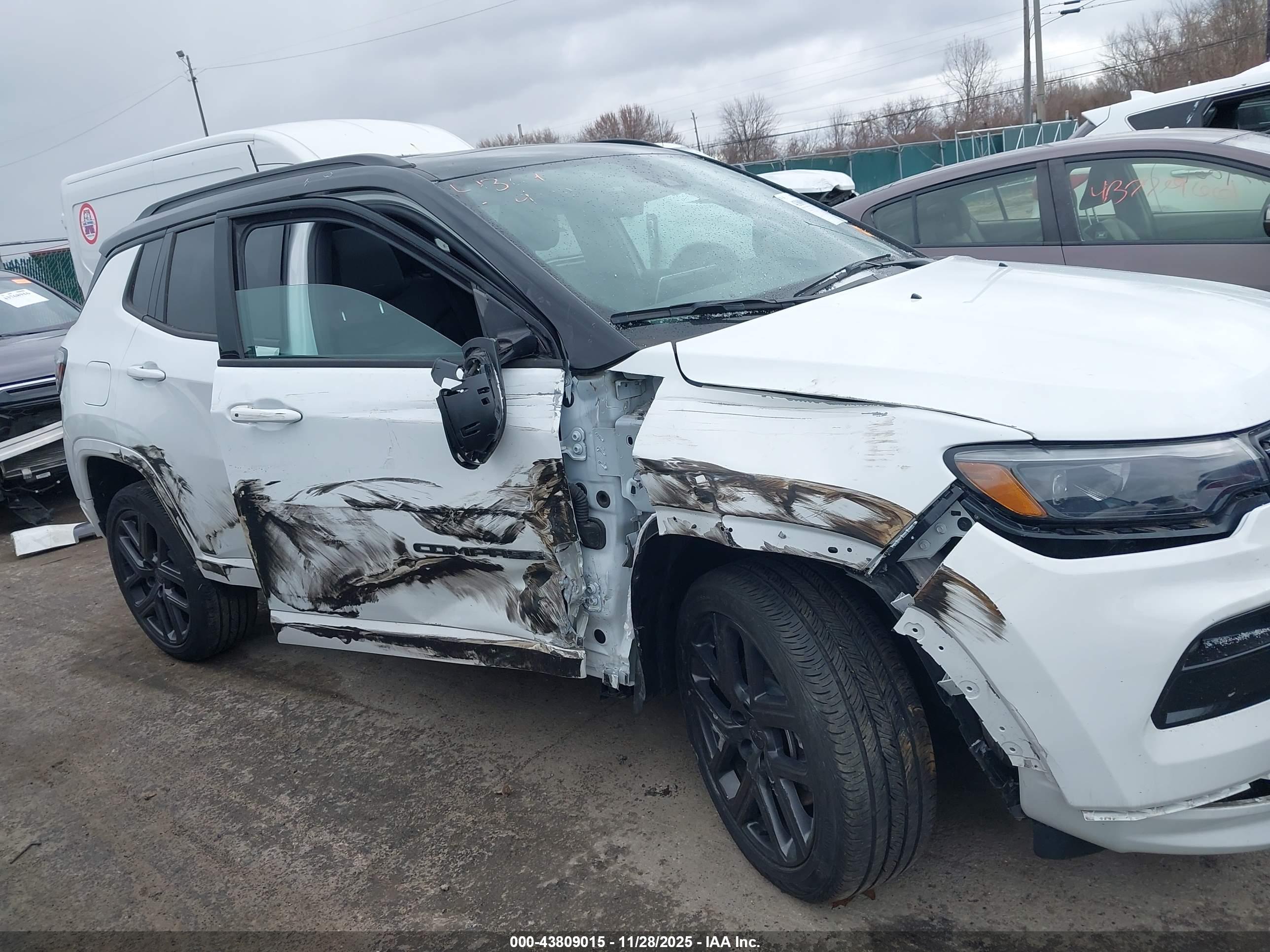 JEEP COMPASS image 6