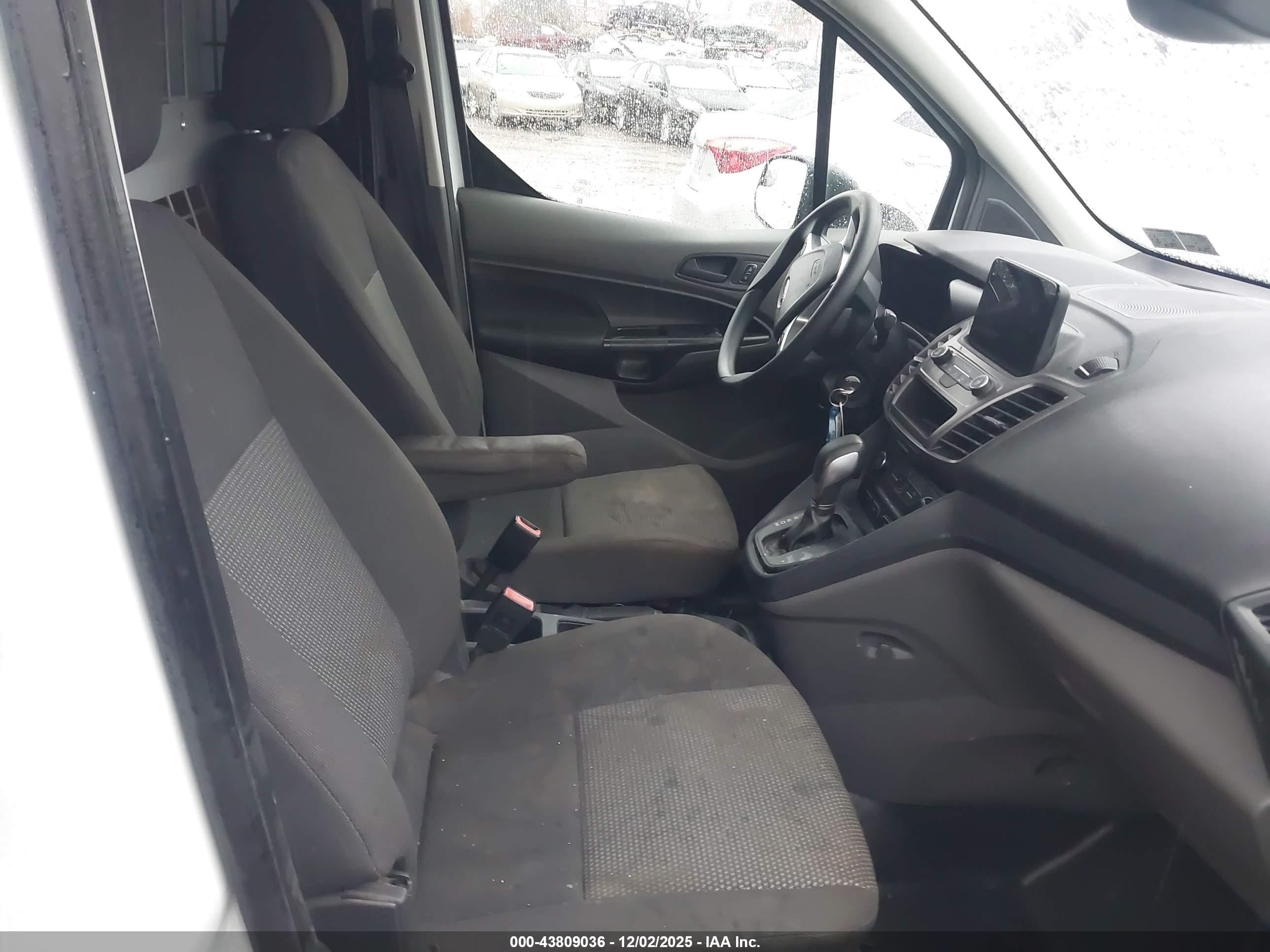 FORD TRANSIT image 5