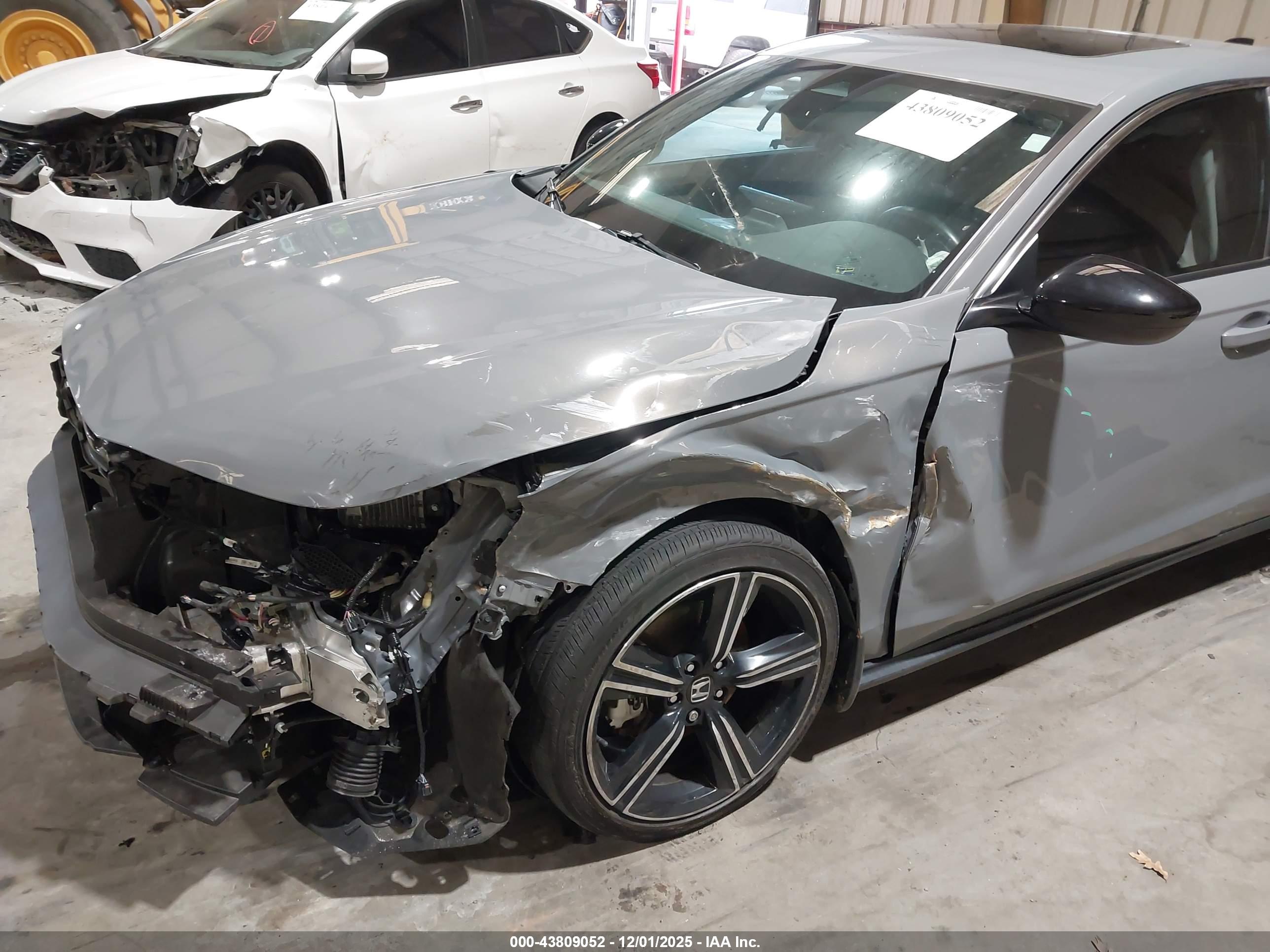 HONDA ACCORD image 6