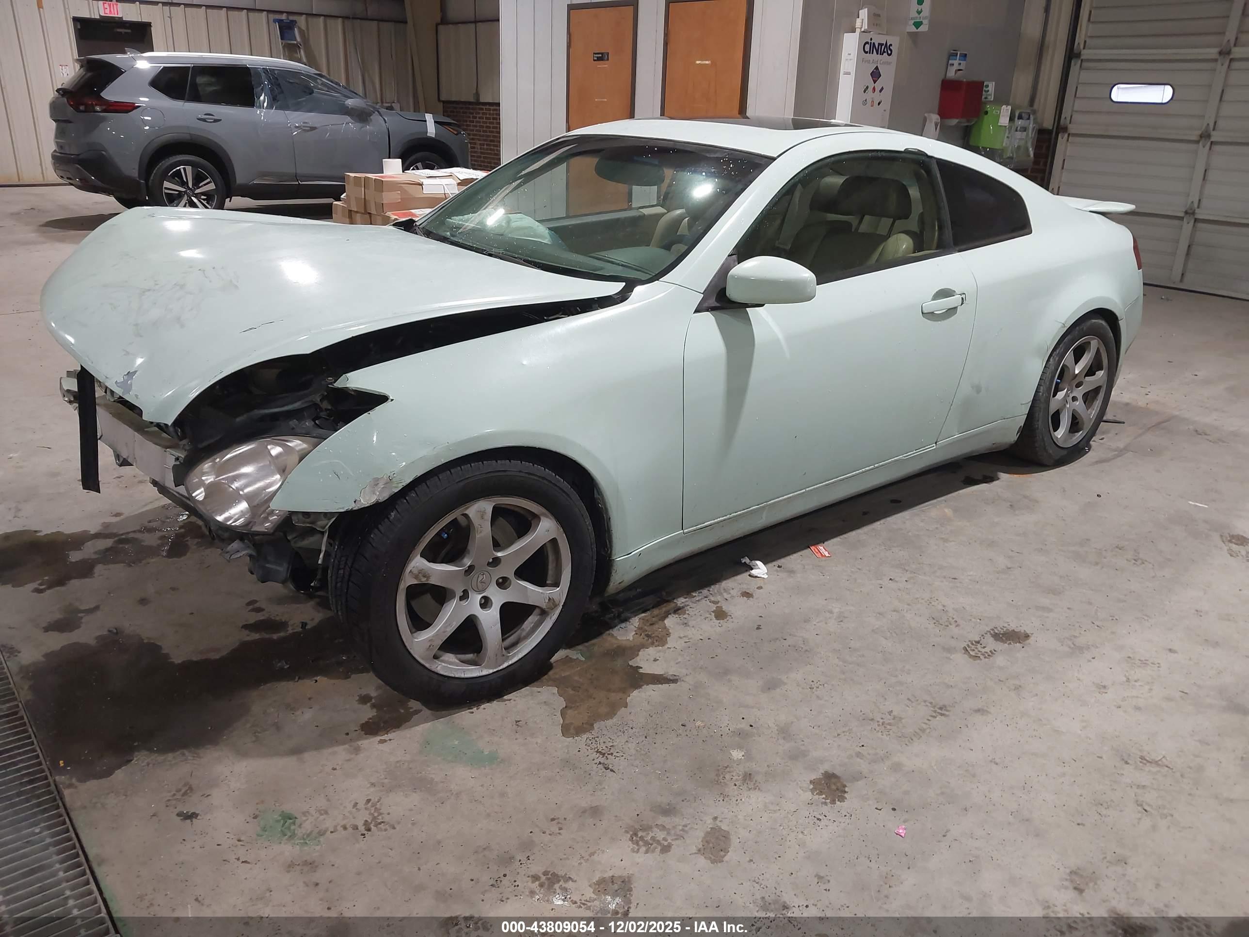 INFINITI G35 image 2