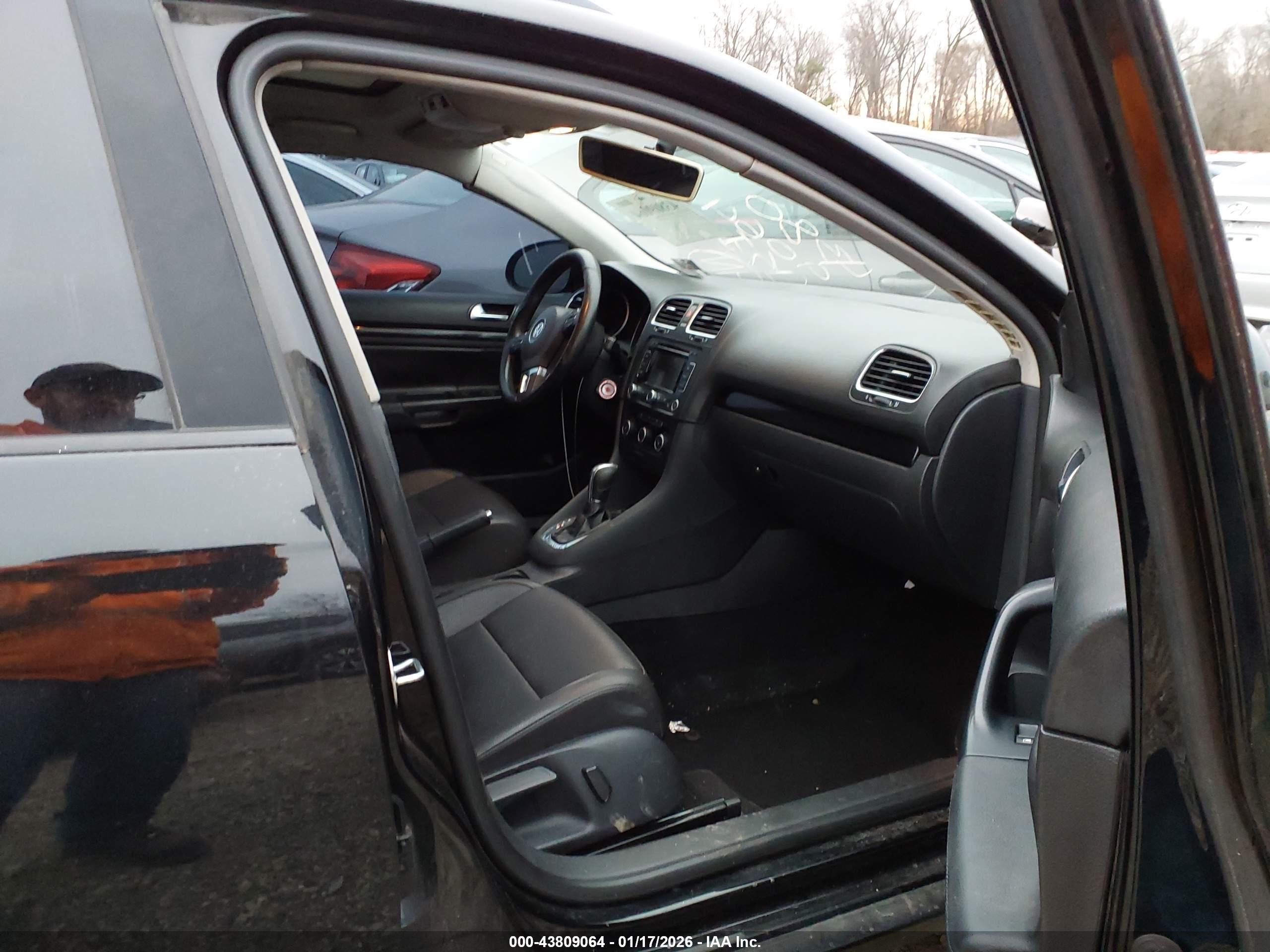 VOLKSWAGEN JETTA image 5