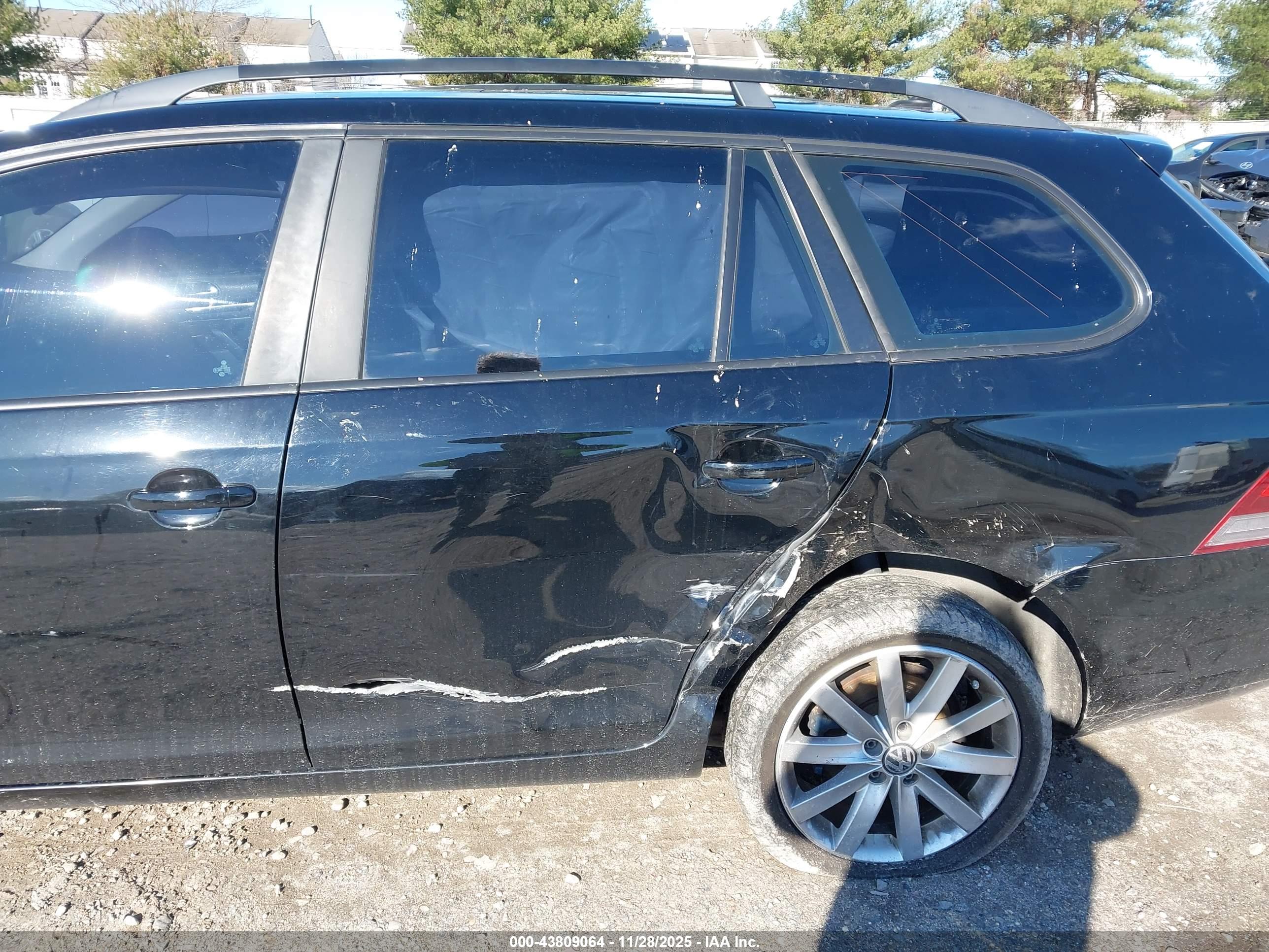 VOLKSWAGEN JETTA image 6