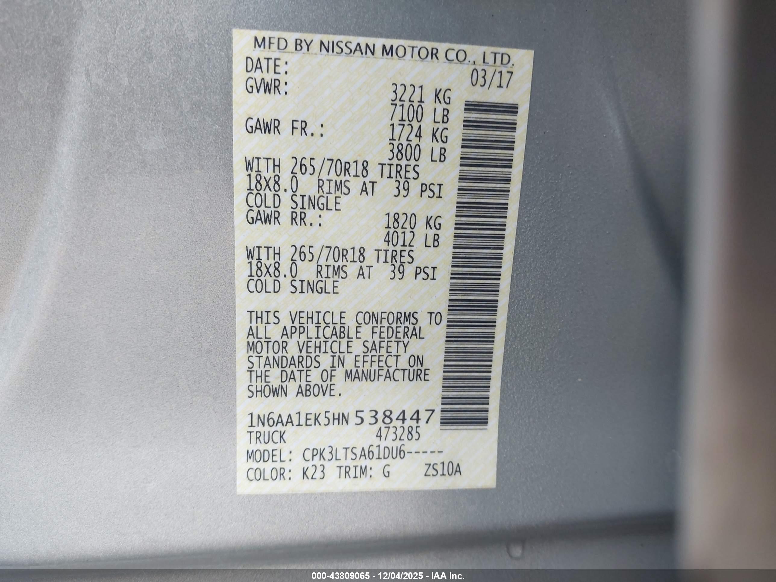 NISSAN TITAN image 9