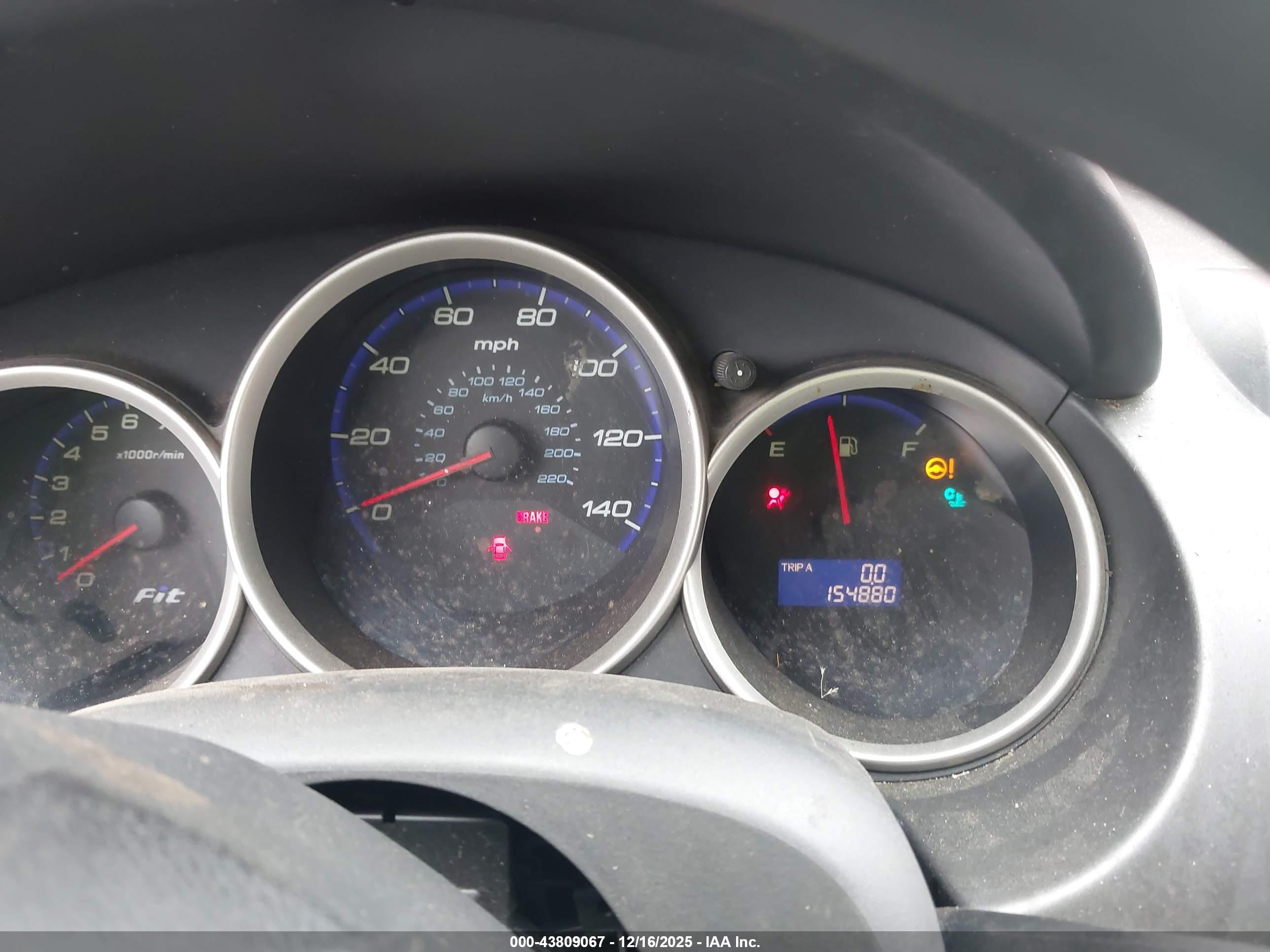 HONDA FIT image 7