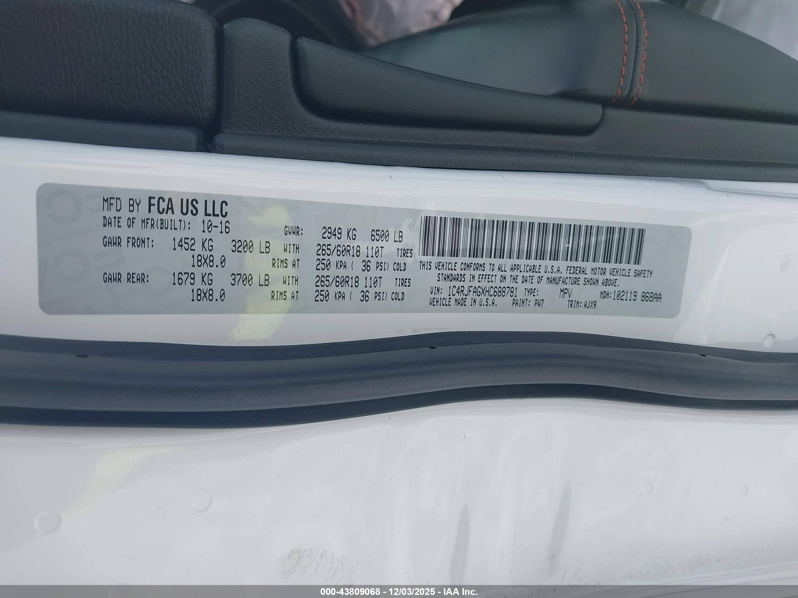 JEEP GRAND image 9
