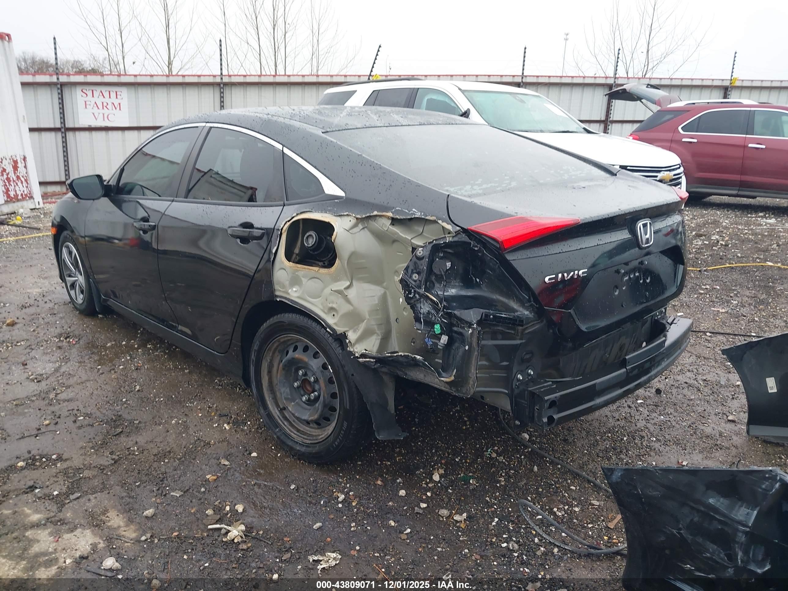 HONDA CIVIC image 3