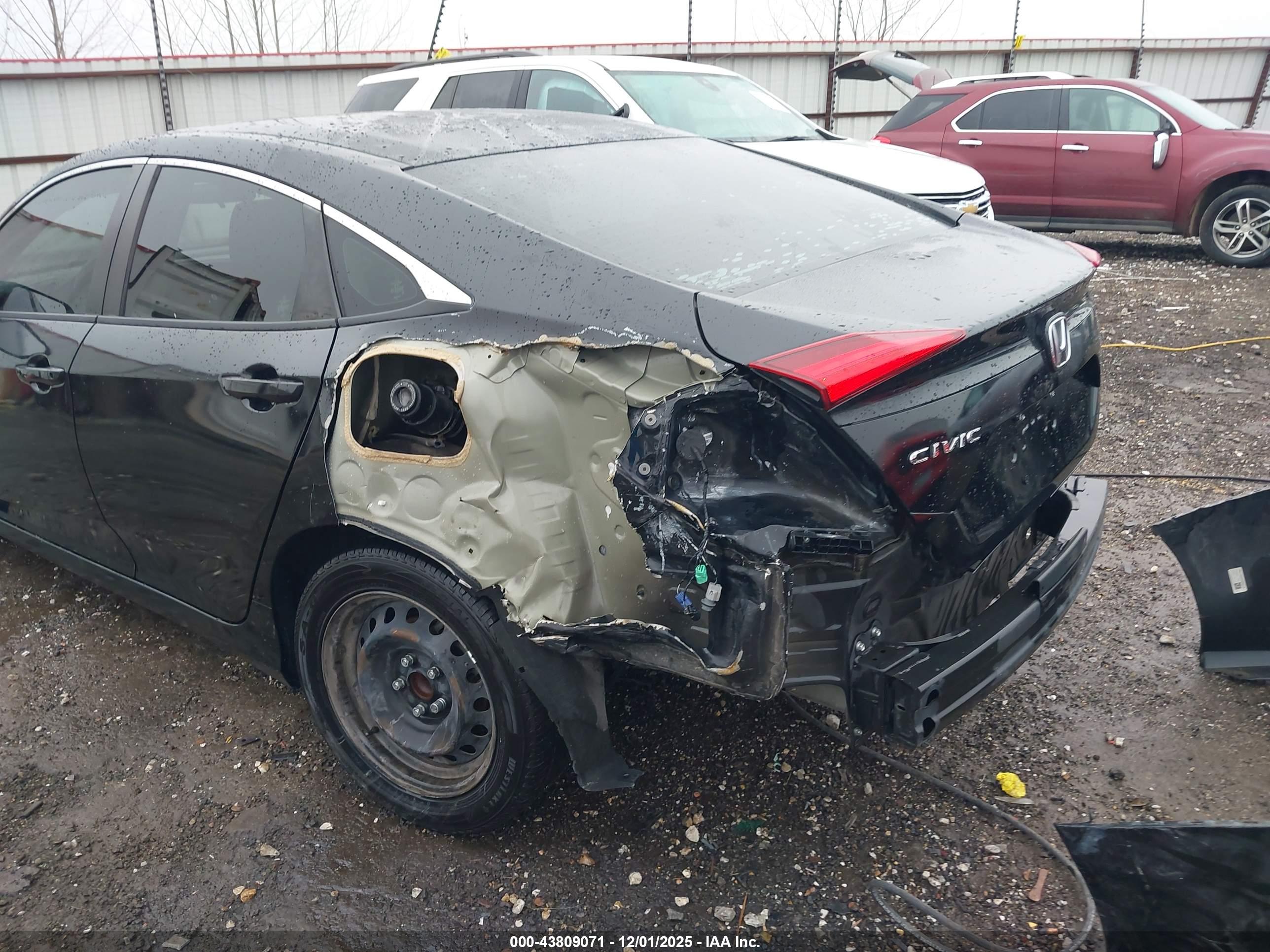 HONDA CIVIC image 6