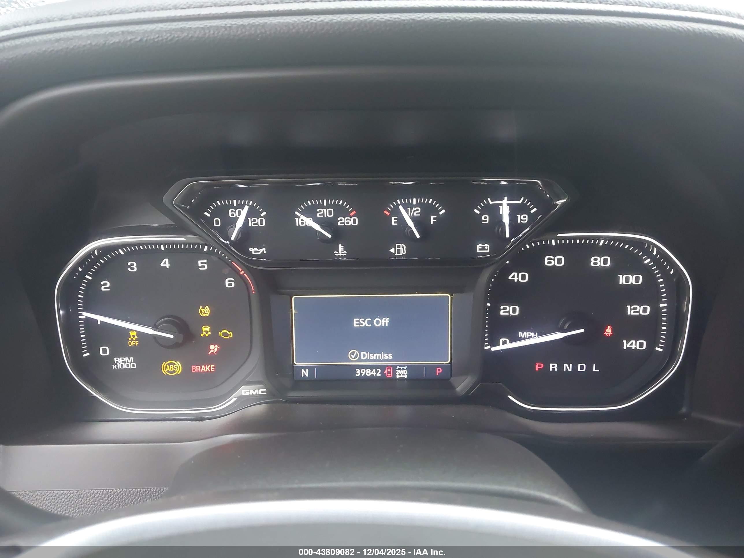GMC SIERRA image 7