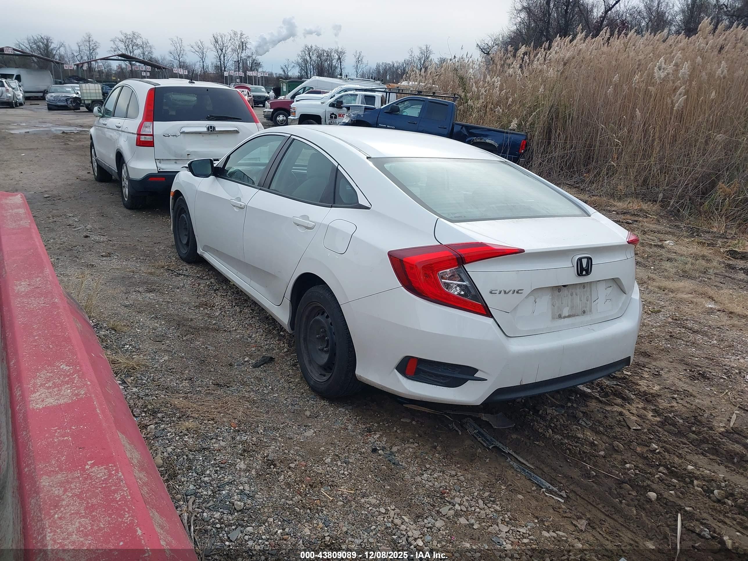 HONDA CIVIC image 3