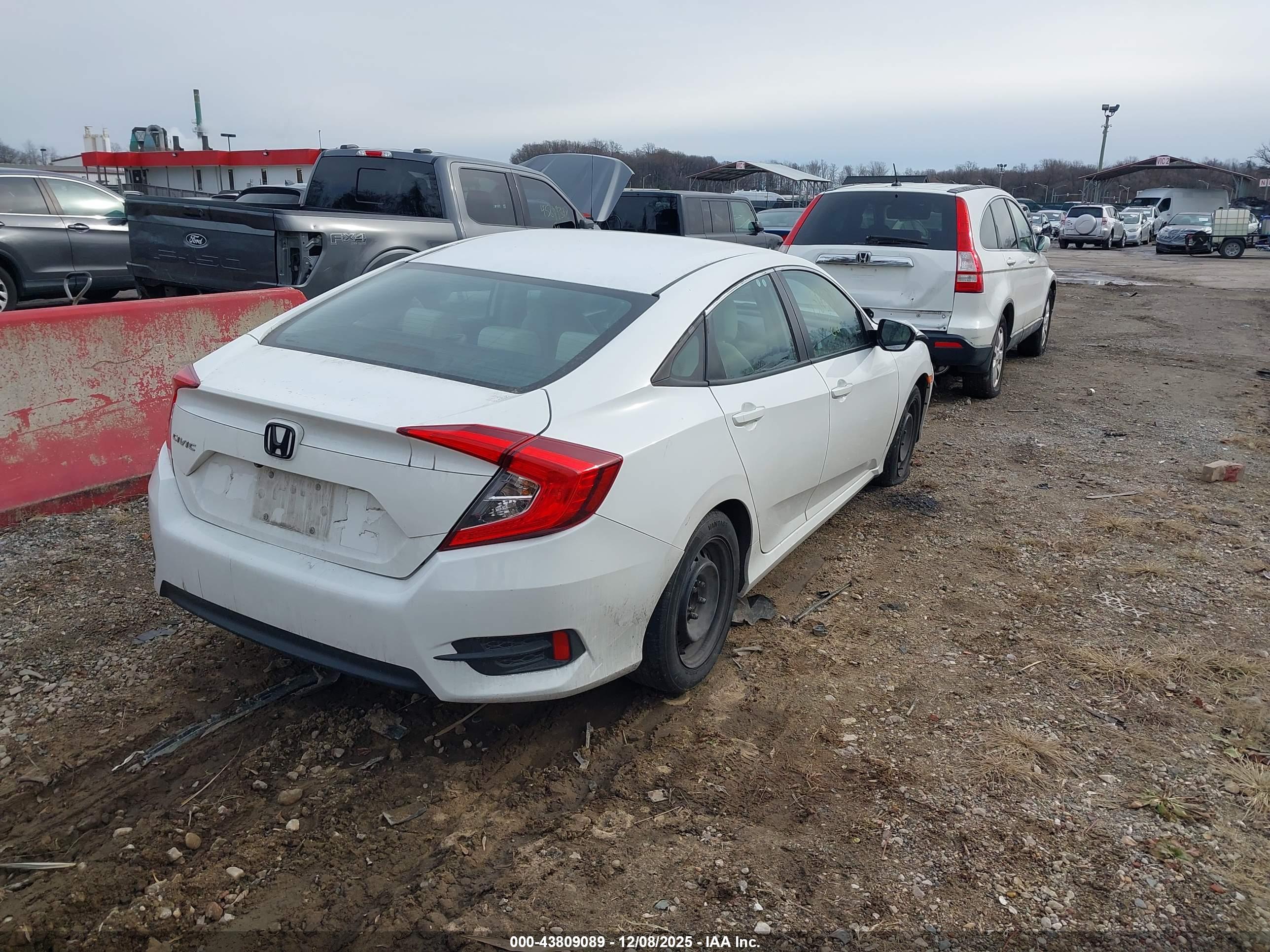 HONDA CIVIC image 4