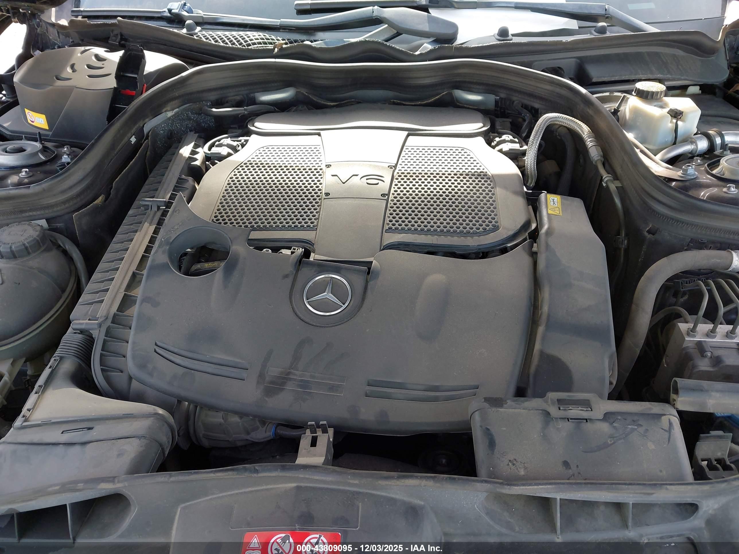 MERCEDES-BENZ E image 10