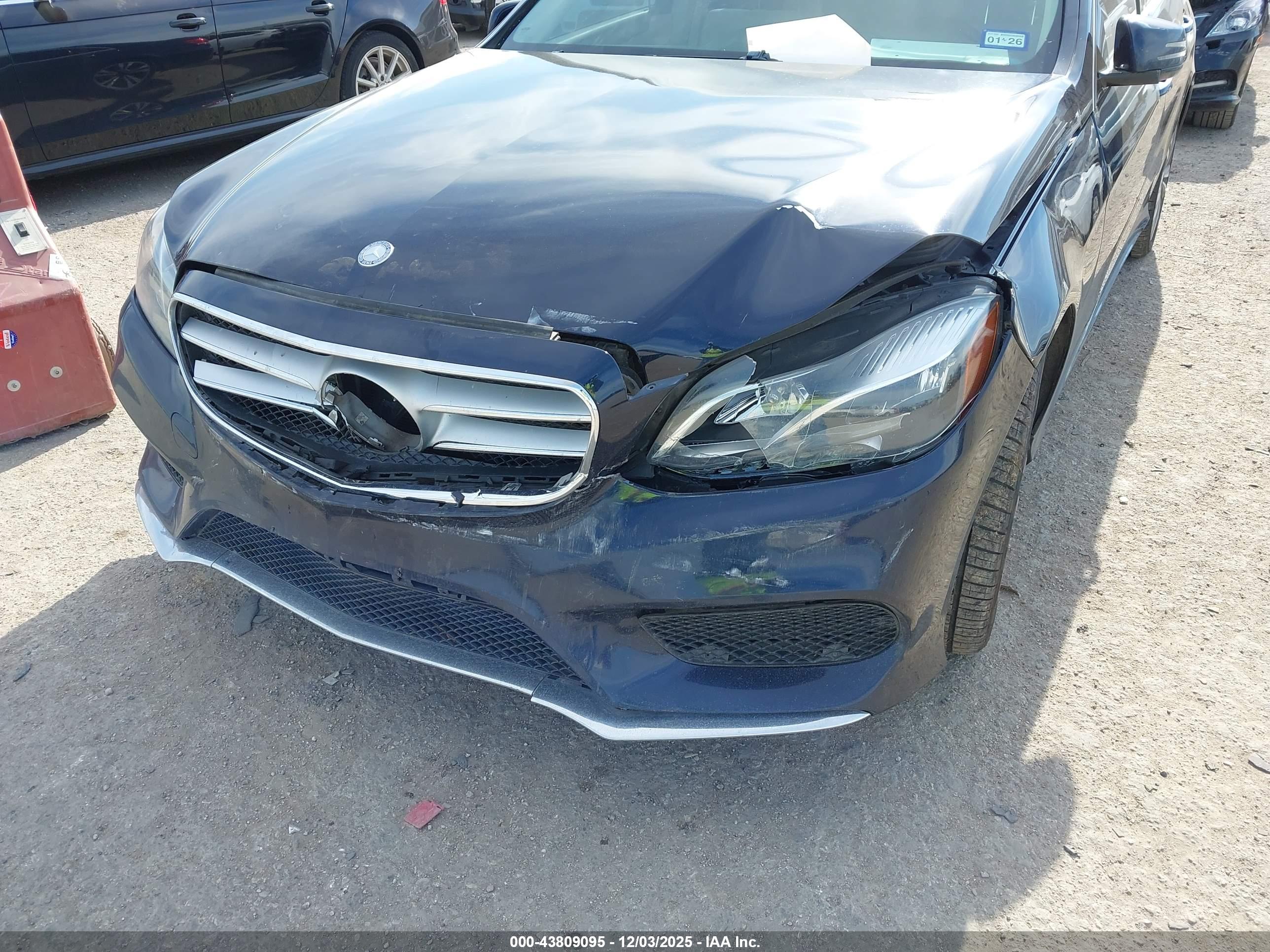 MERCEDES-BENZ E image 6