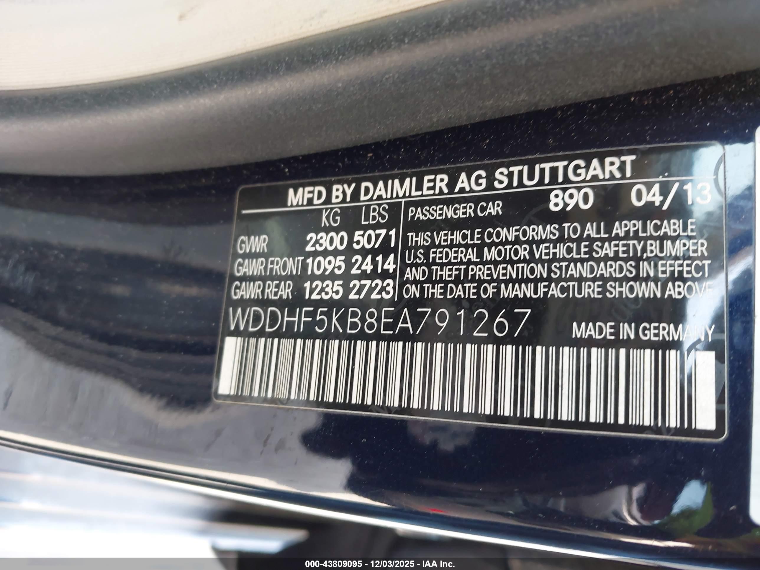 MERCEDES-BENZ E image 9