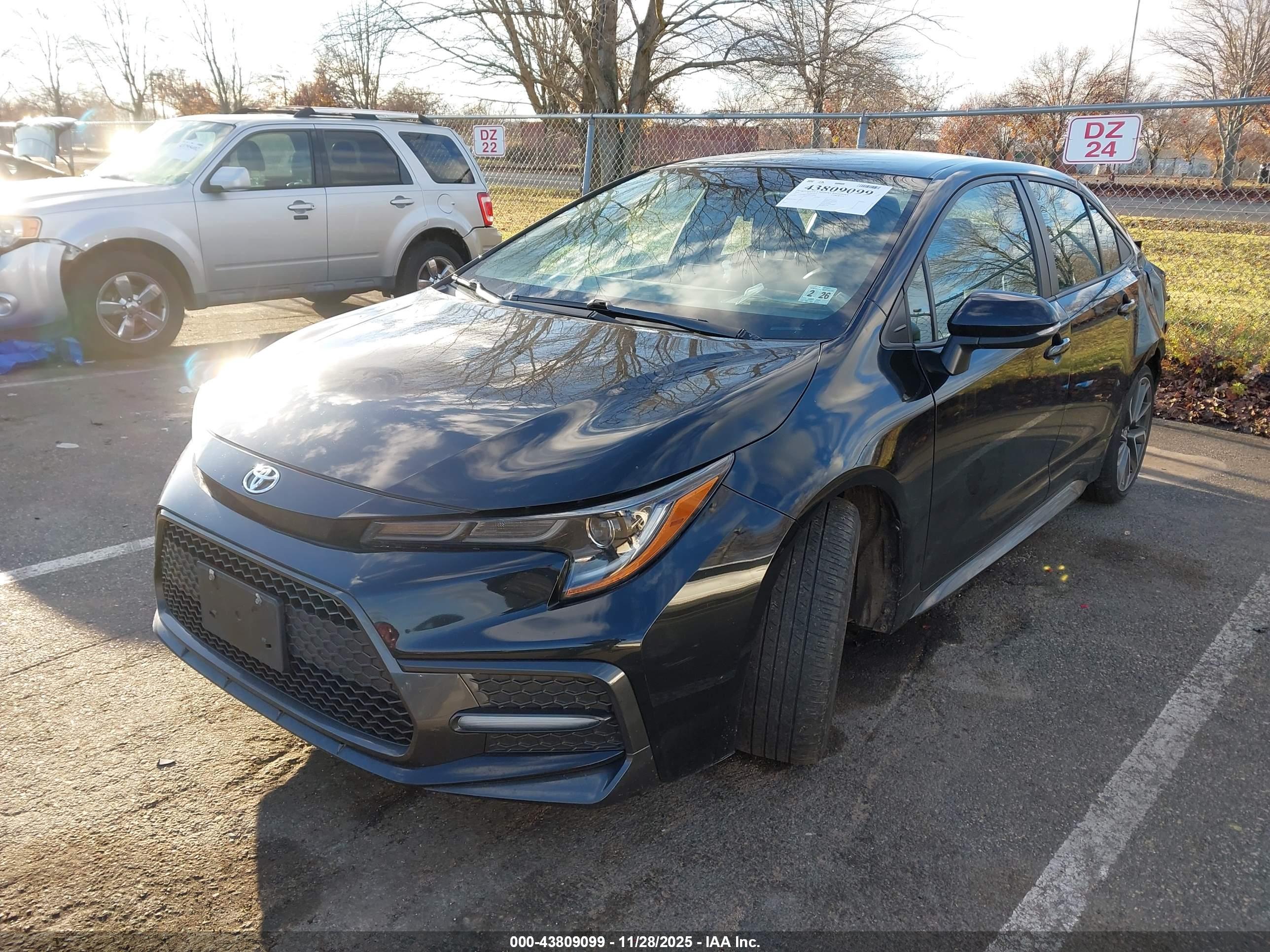 TOYOTA COROLLA image 2