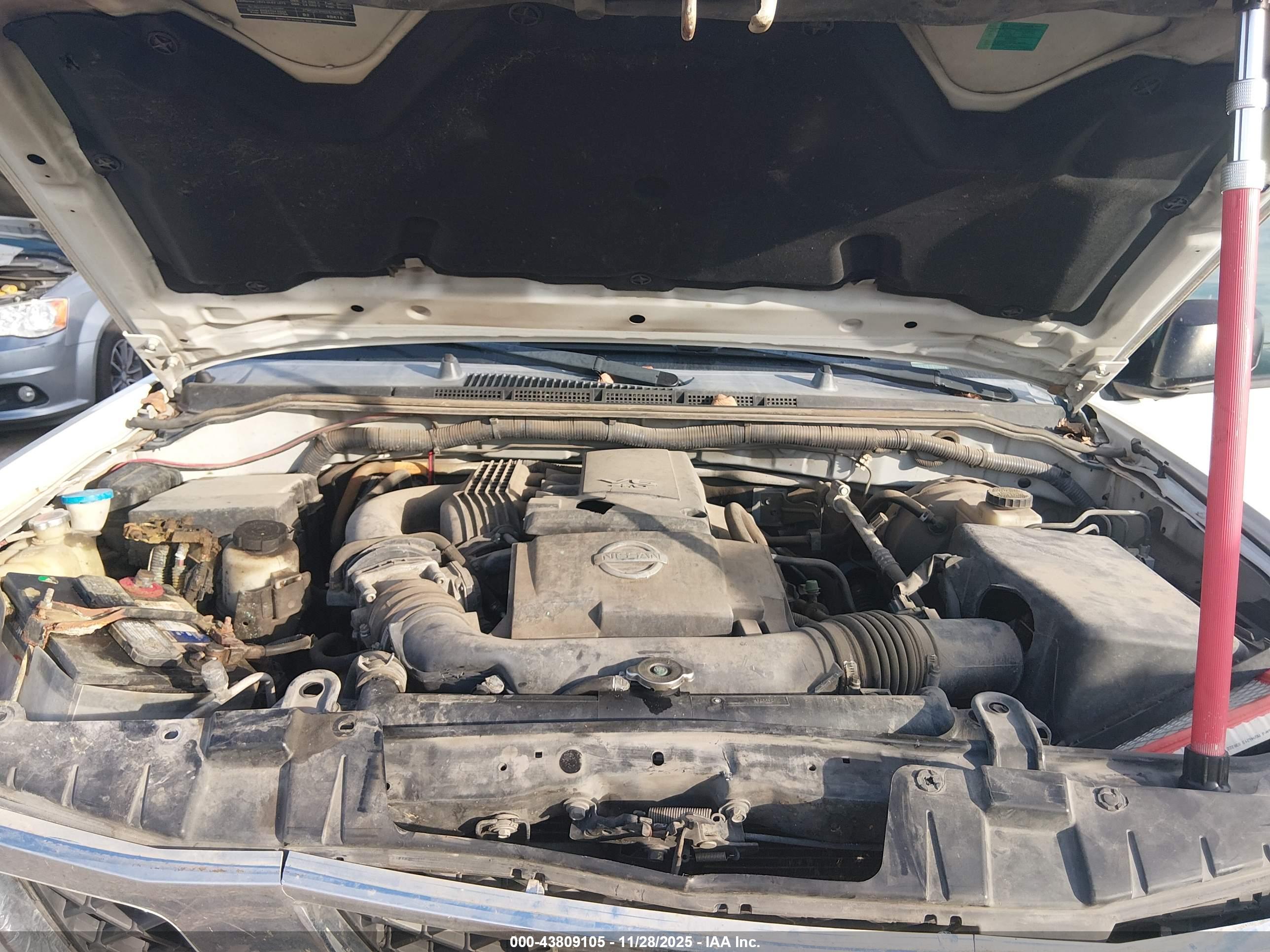 NISSAN FRONTIER image 10