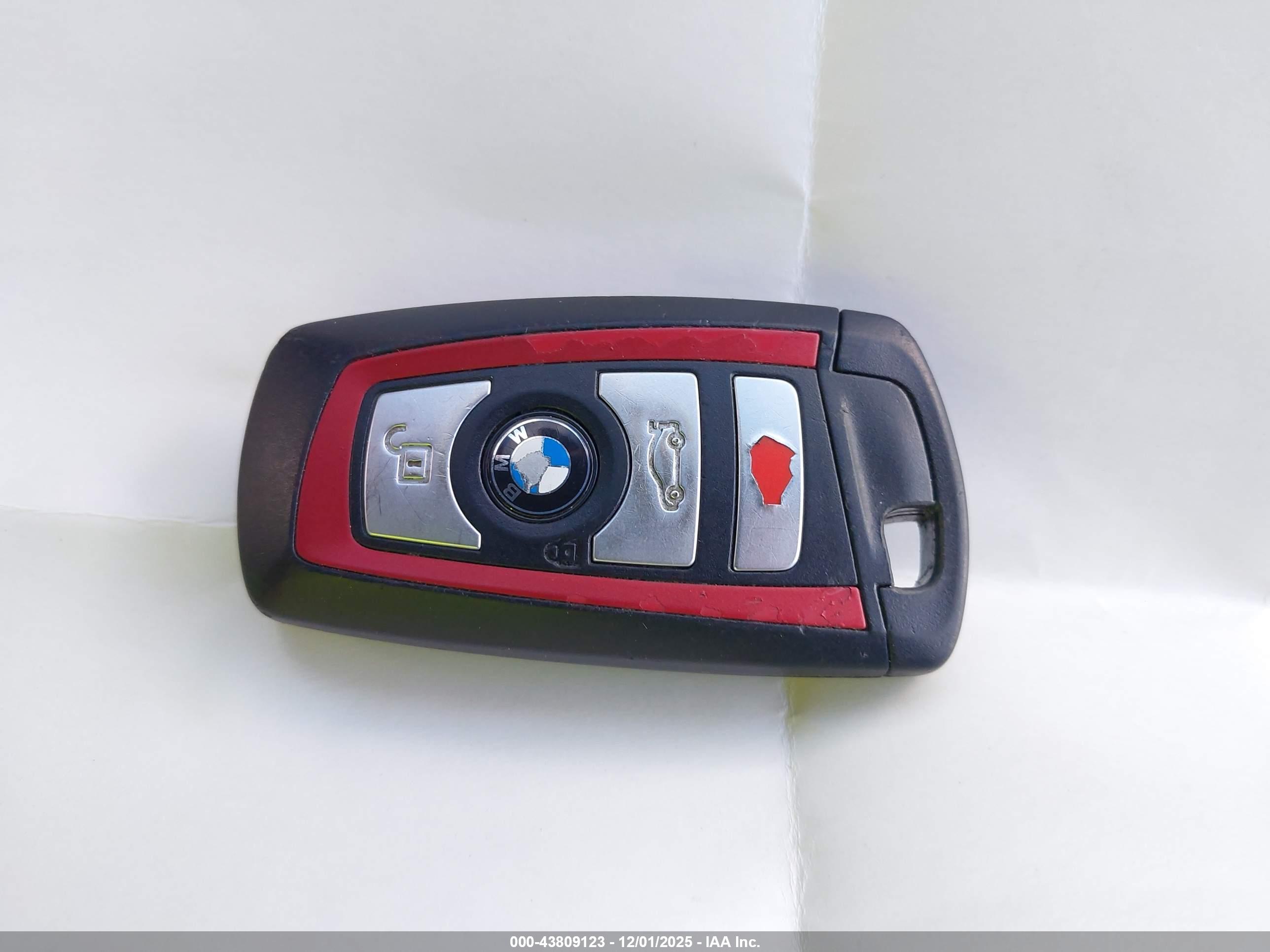 BMW 330I image 11