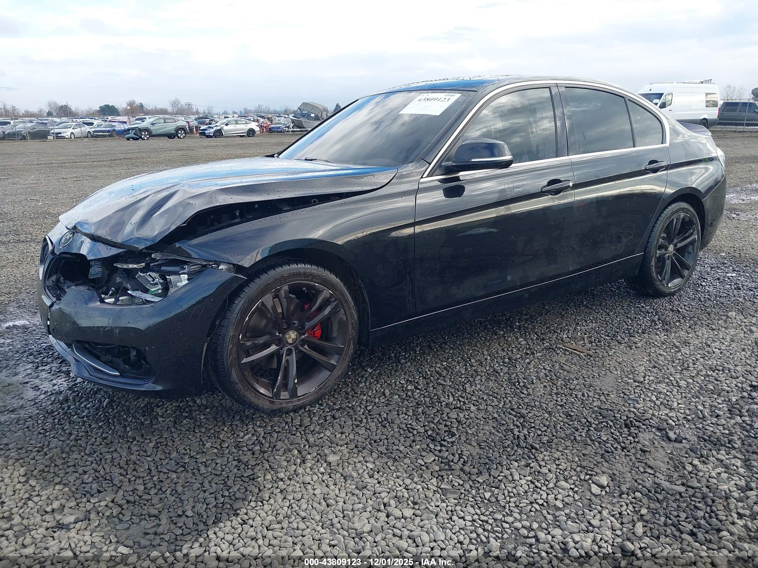 BMW 330I image 2