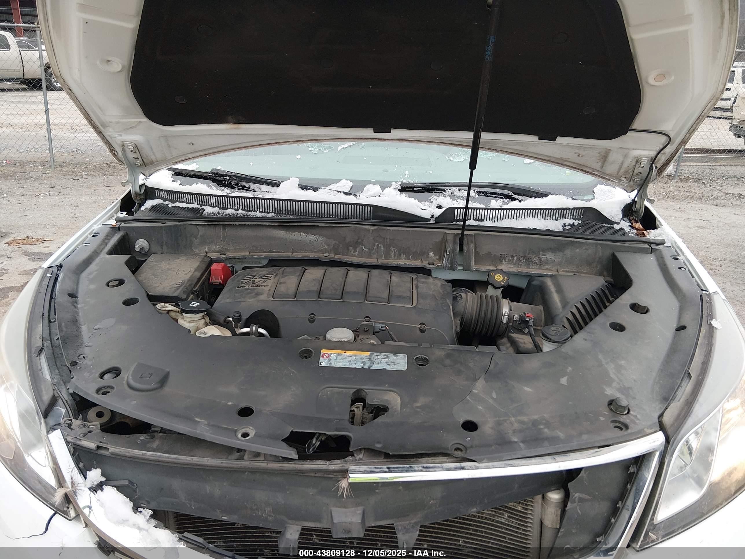 CHEVROLET TRAVERSE image 10