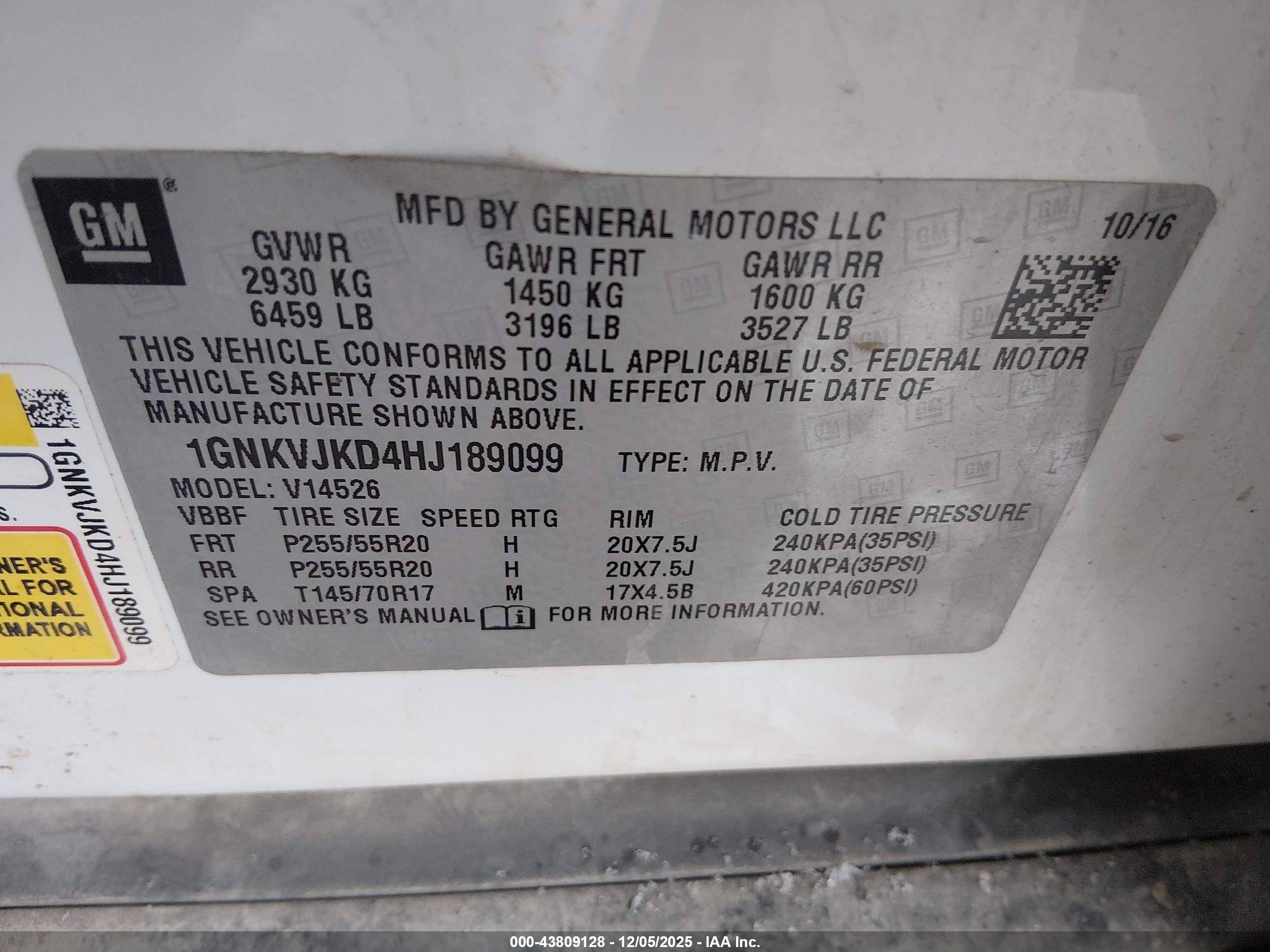 CHEVROLET TRAVERSE image 9