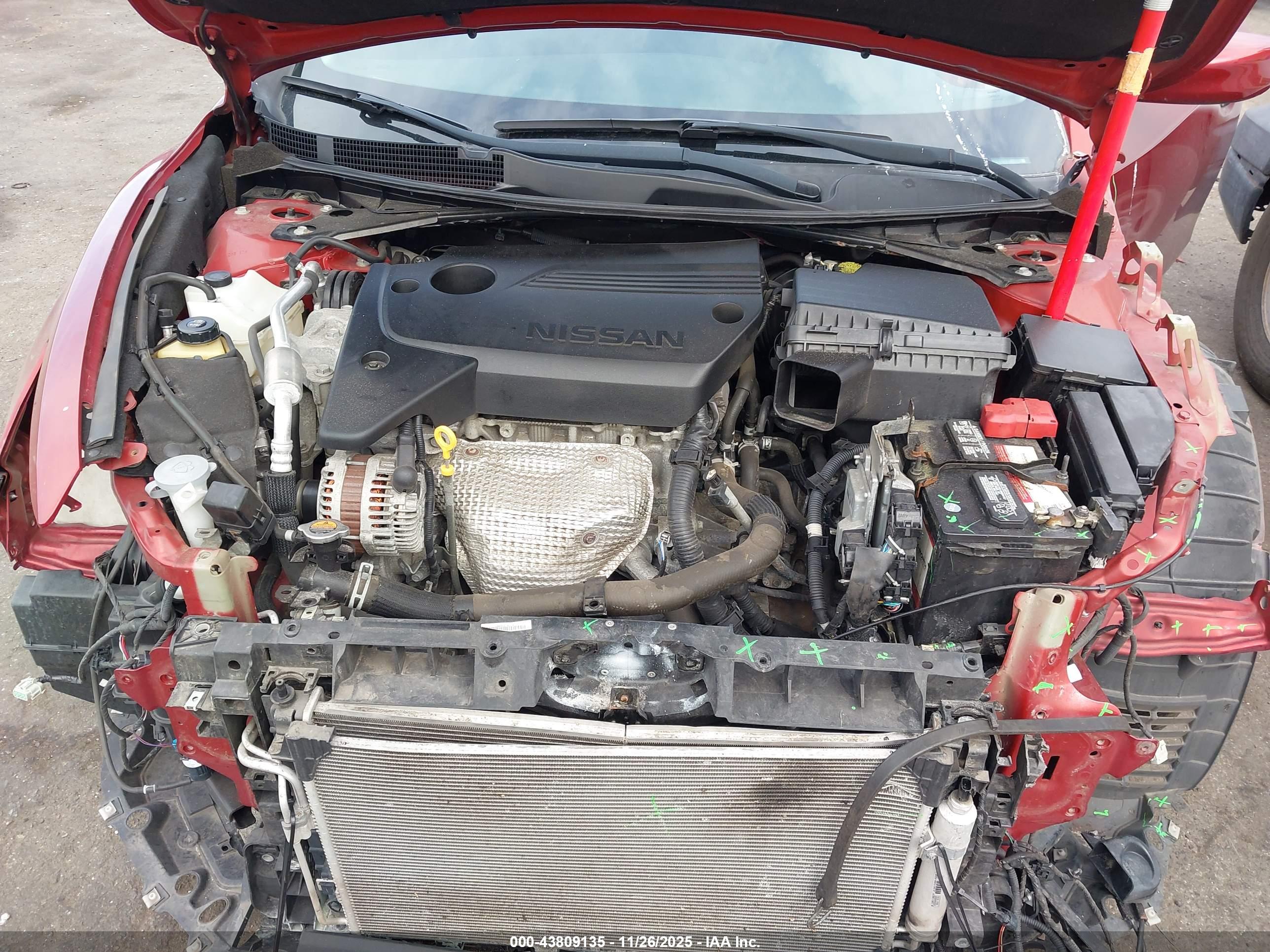 NISSAN ALTIMA image 10