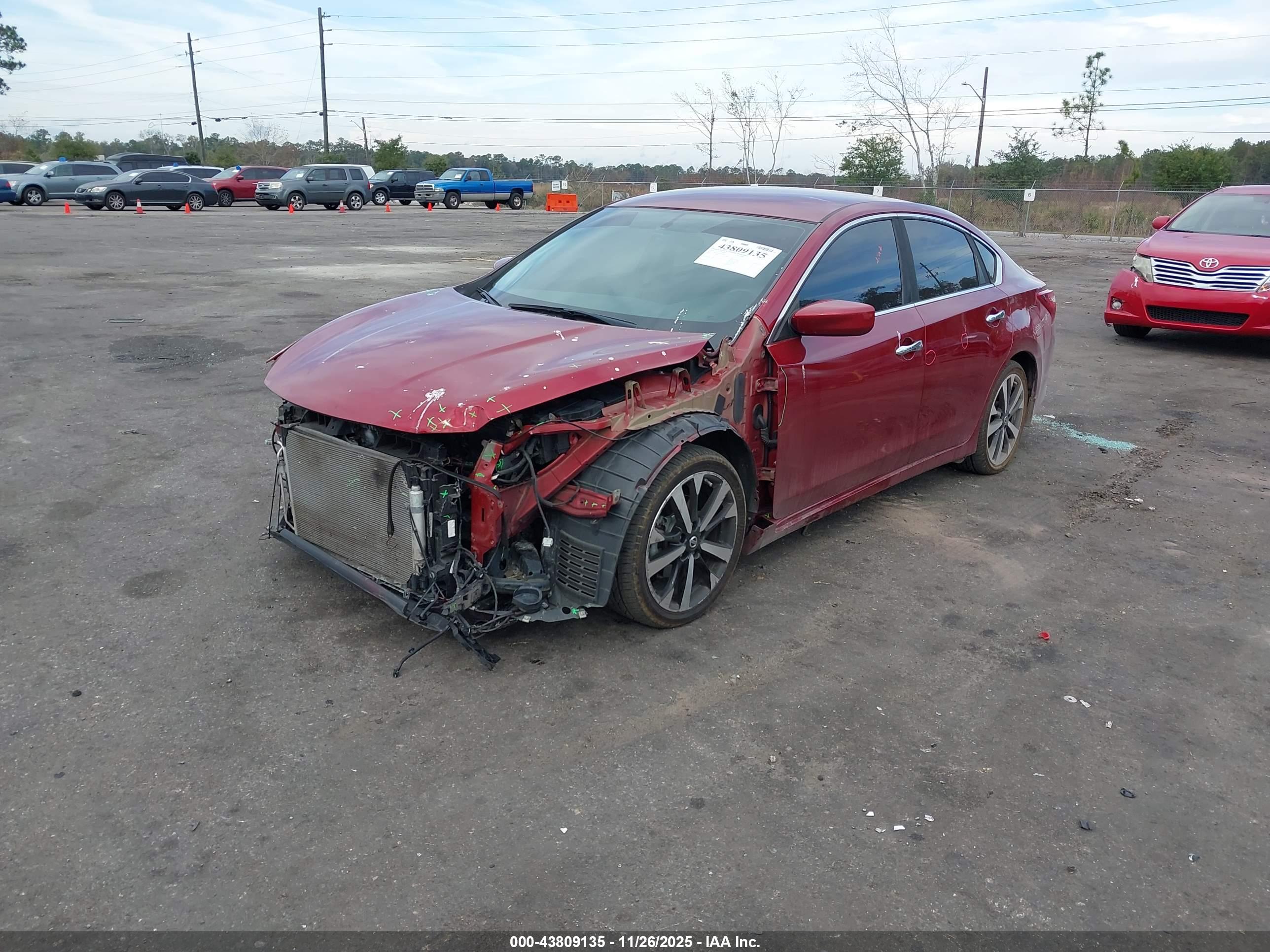 NISSAN ALTIMA image 2