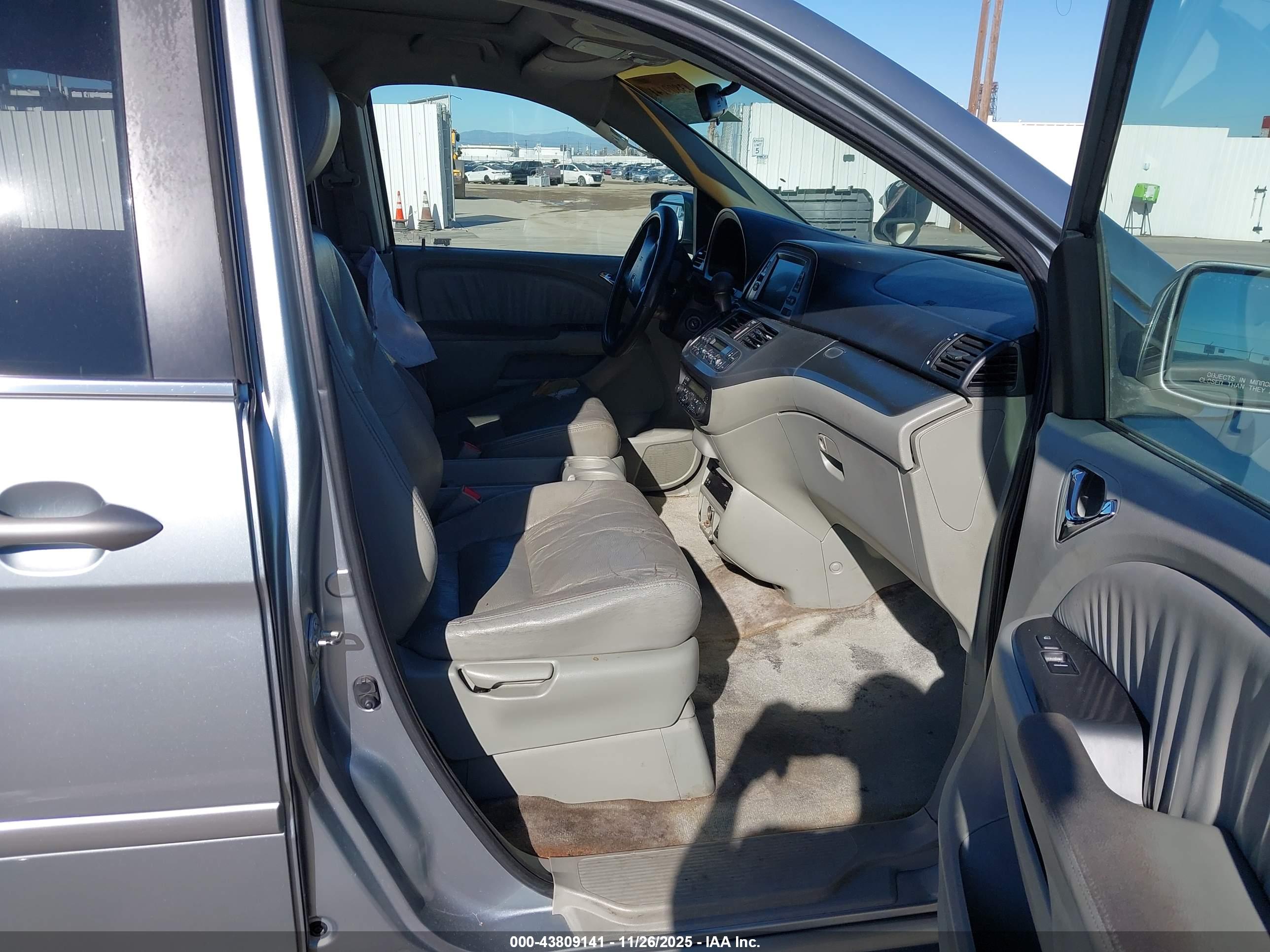 HONDA ODYSSEY image 5