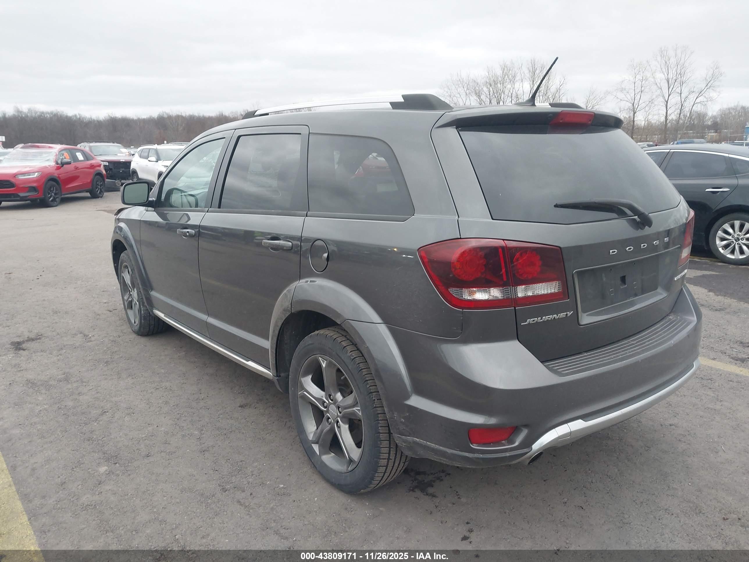 DODGE JOURNEY image 3