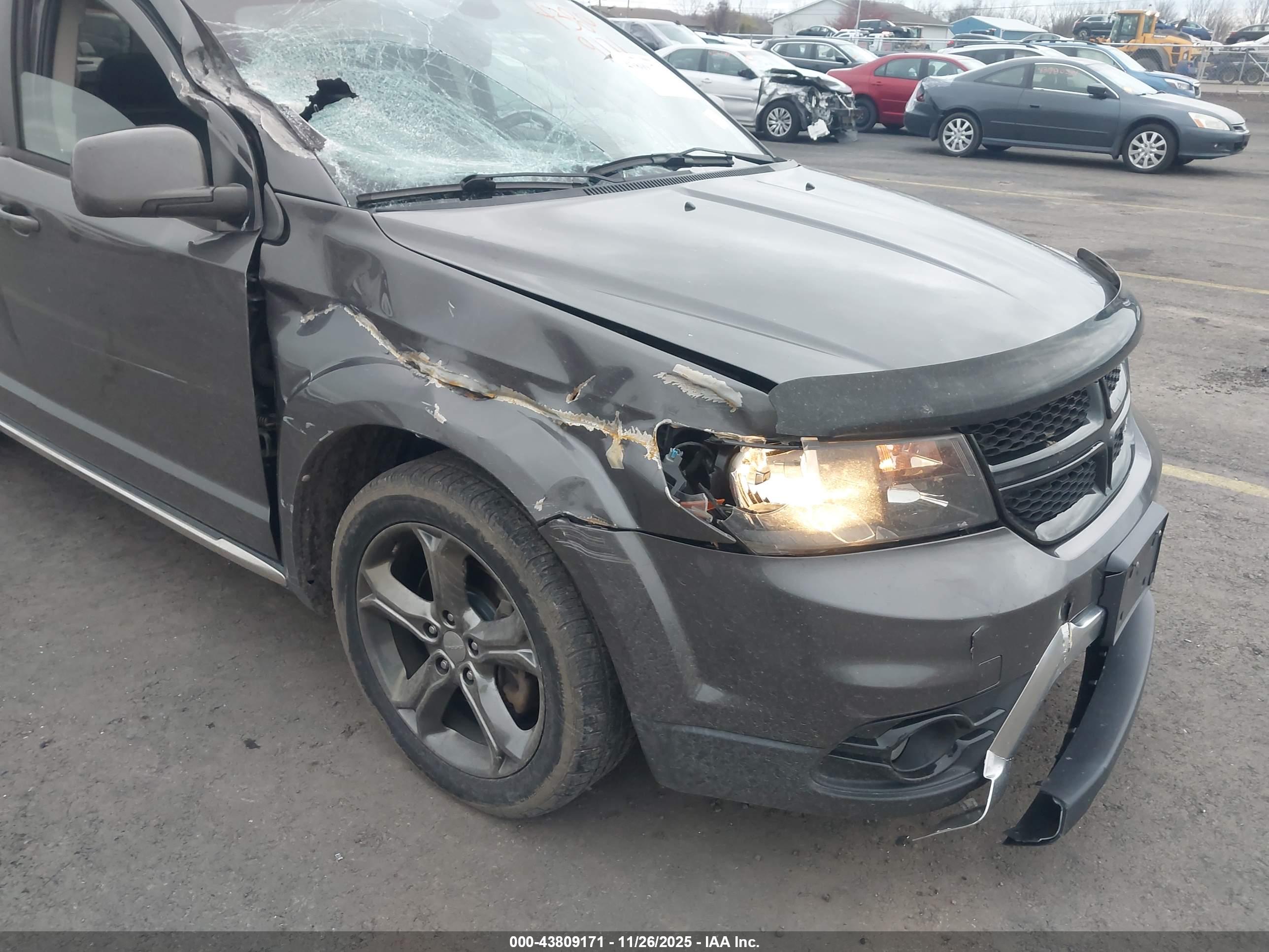 DODGE JOURNEY image 6