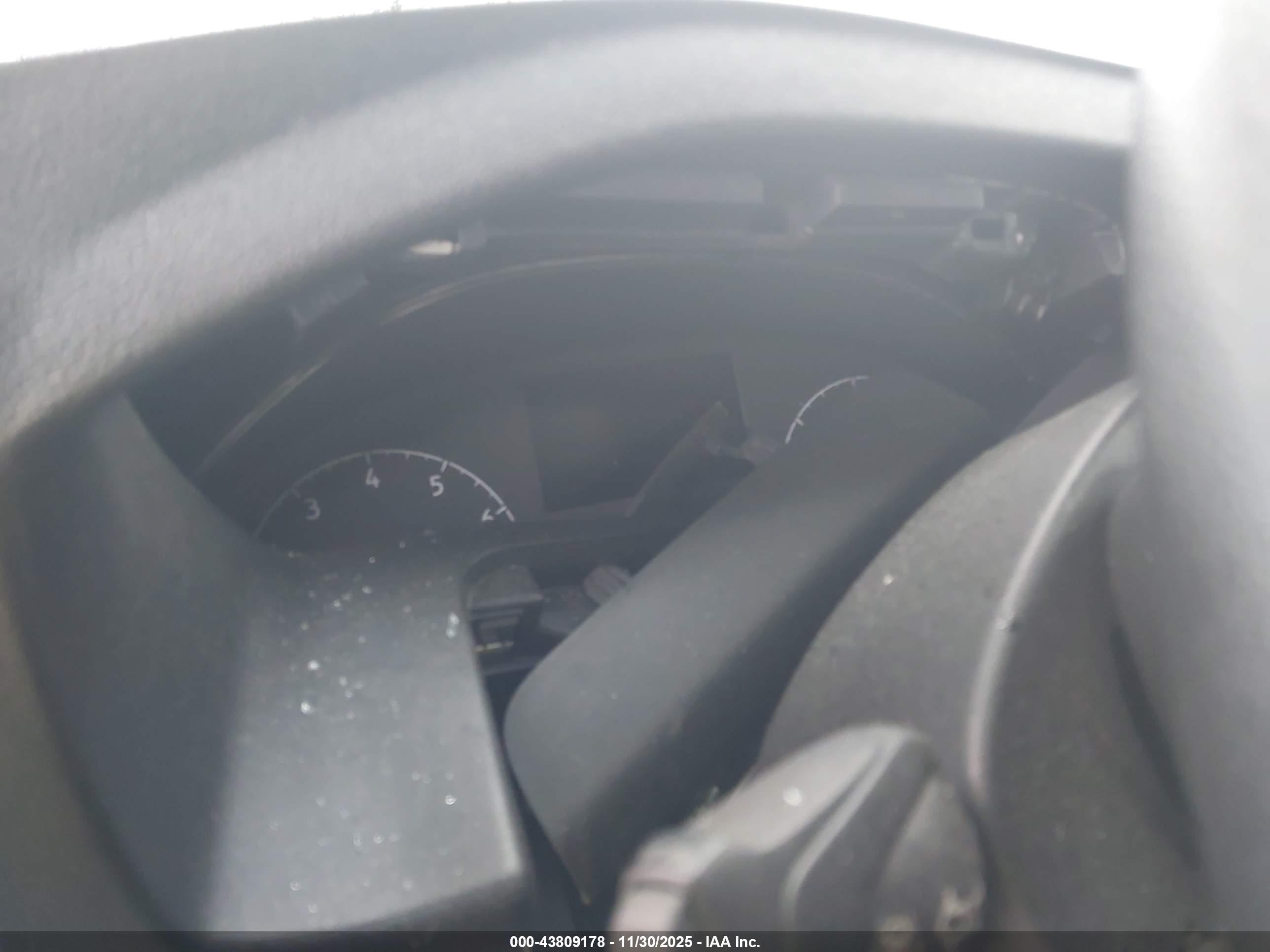 FORD TRANSIT-250 image 7