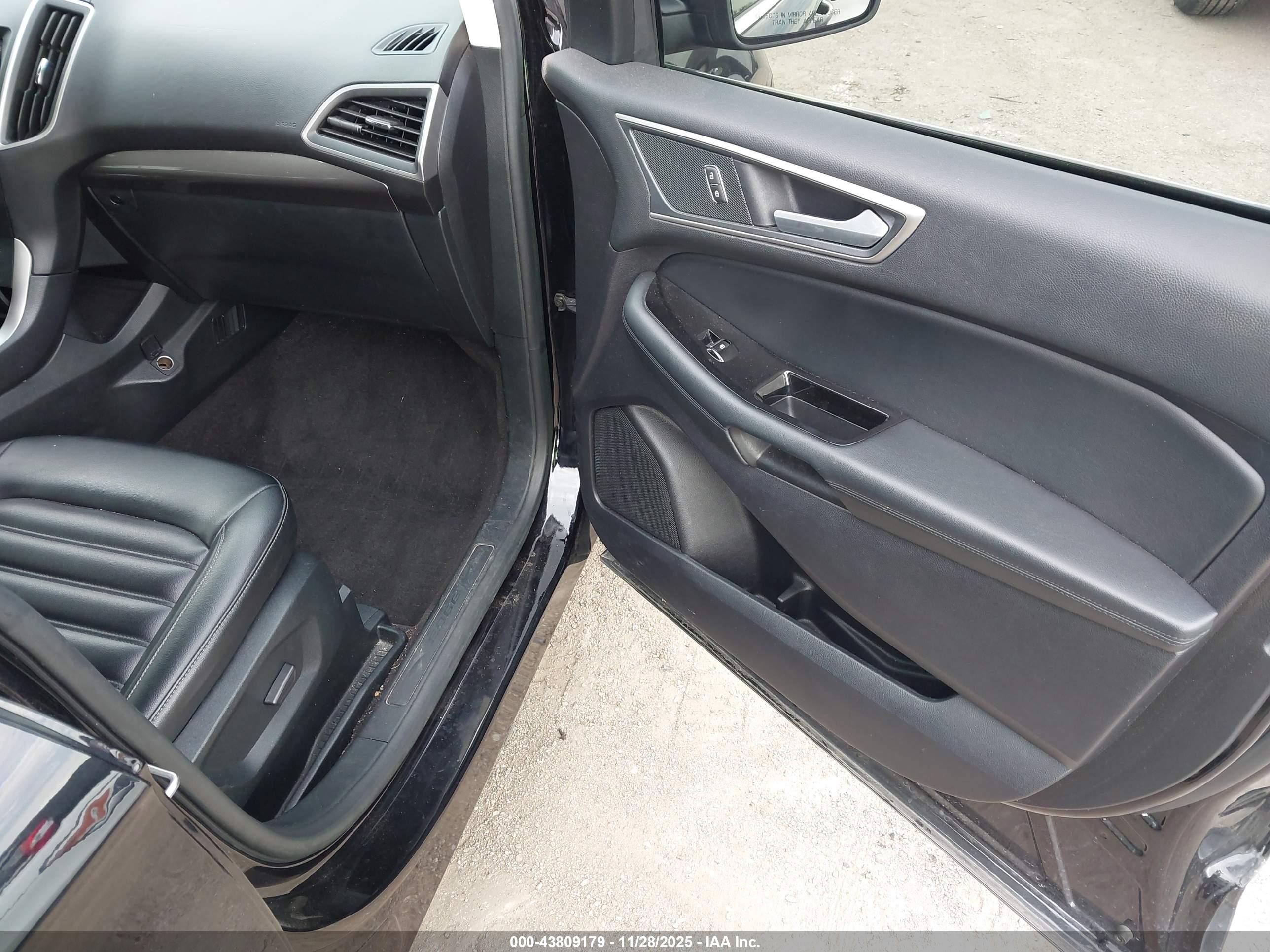 FORD EDGE image 5