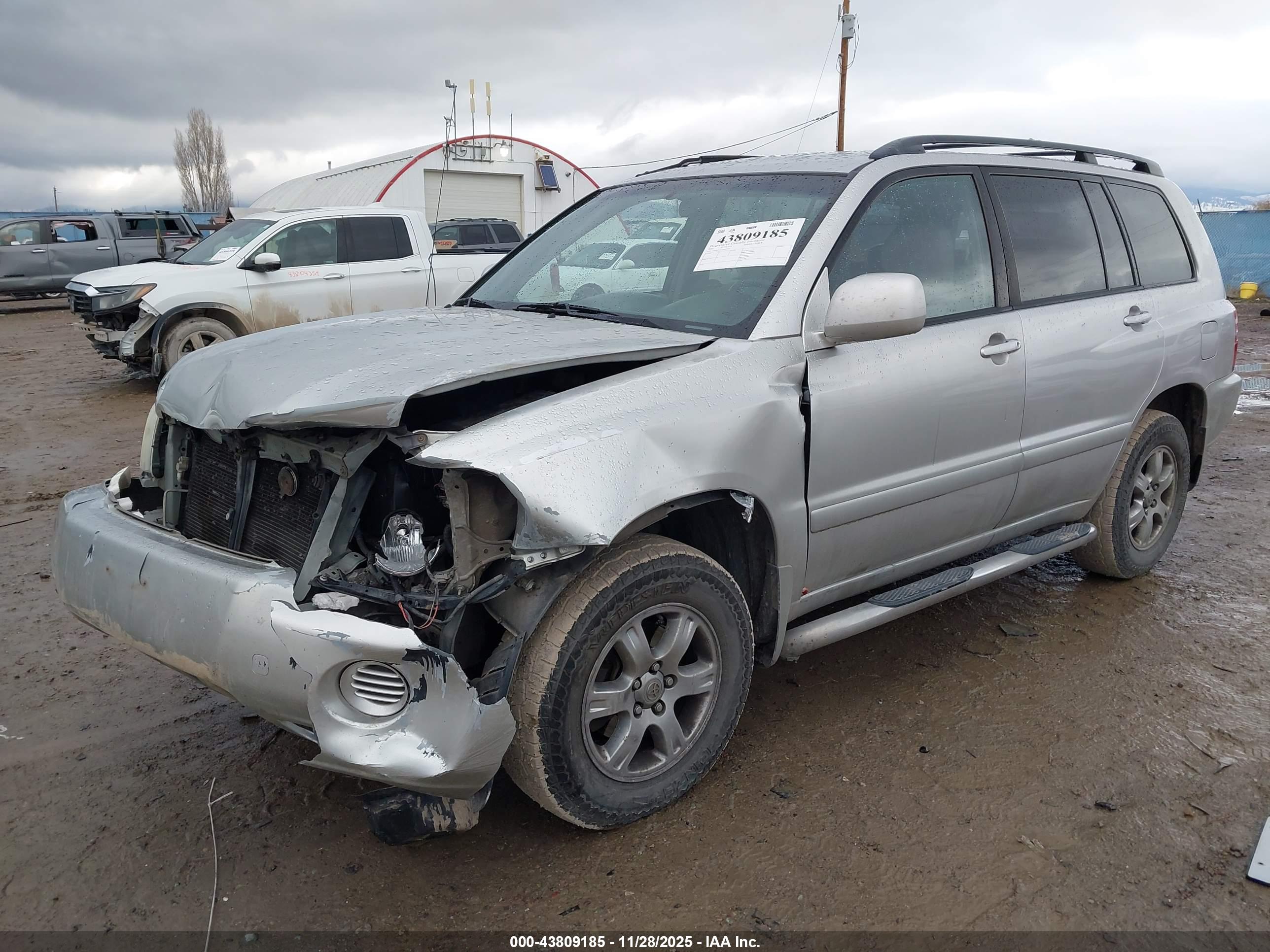 TOYOTA HIGHLANDER image 2