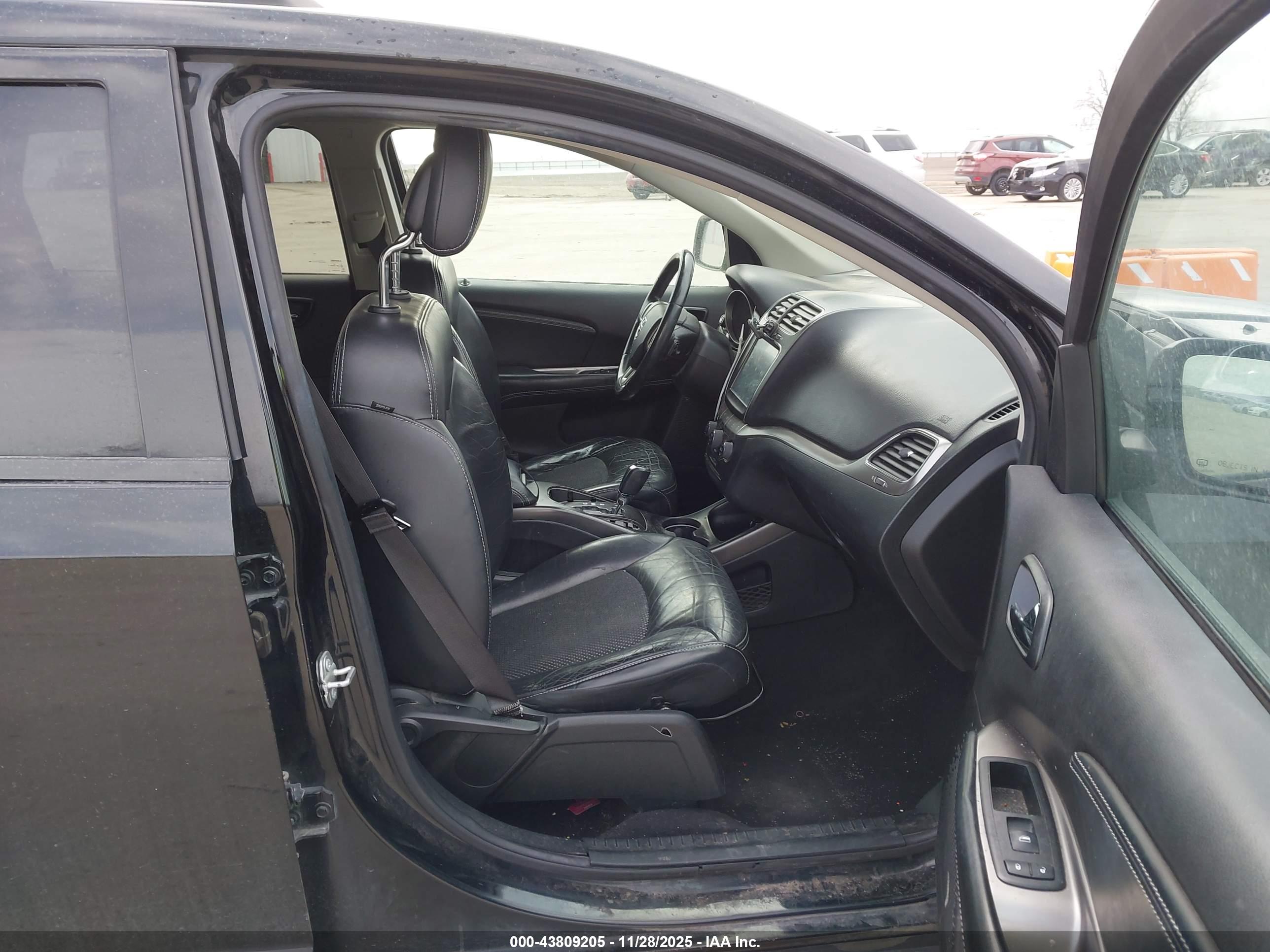 DODGE JOURNEY image 5