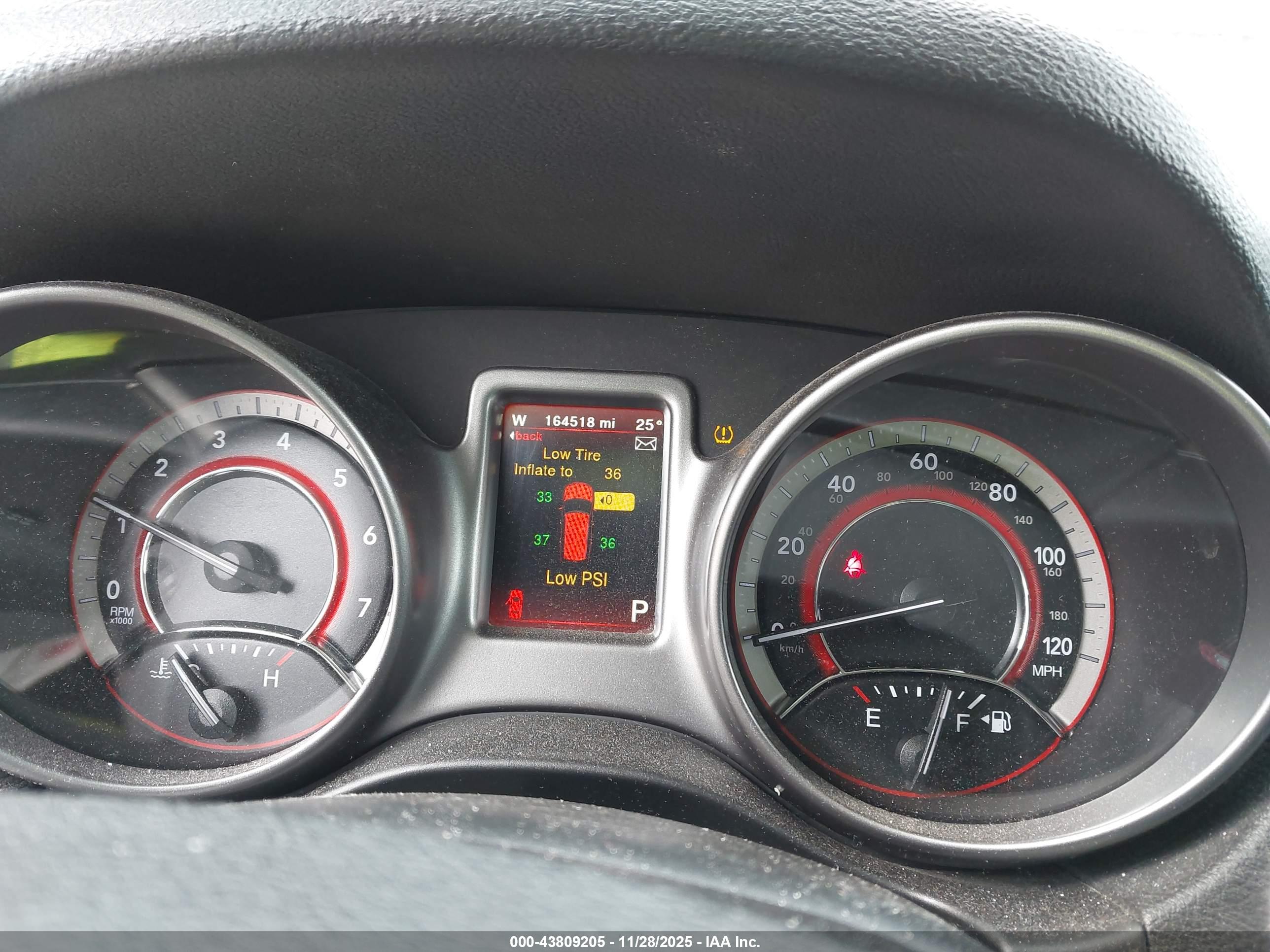 DODGE JOURNEY image 7