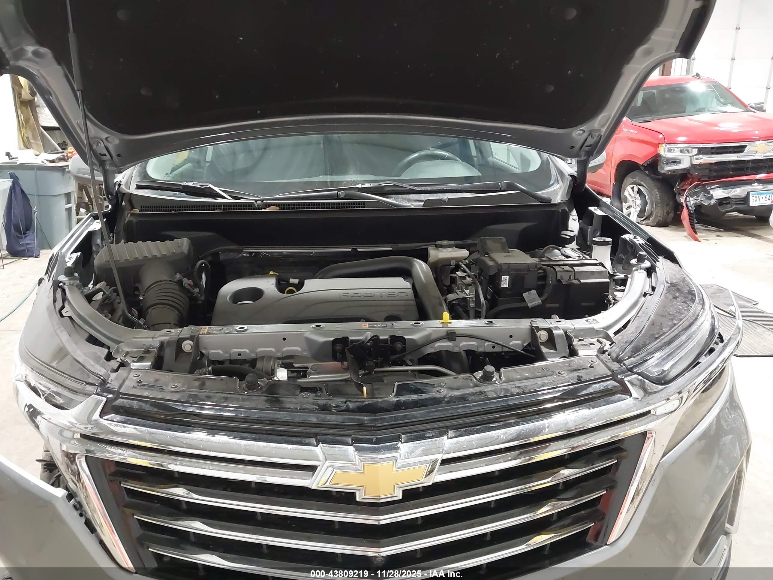 CHEVROLET EQUINOX image 10
