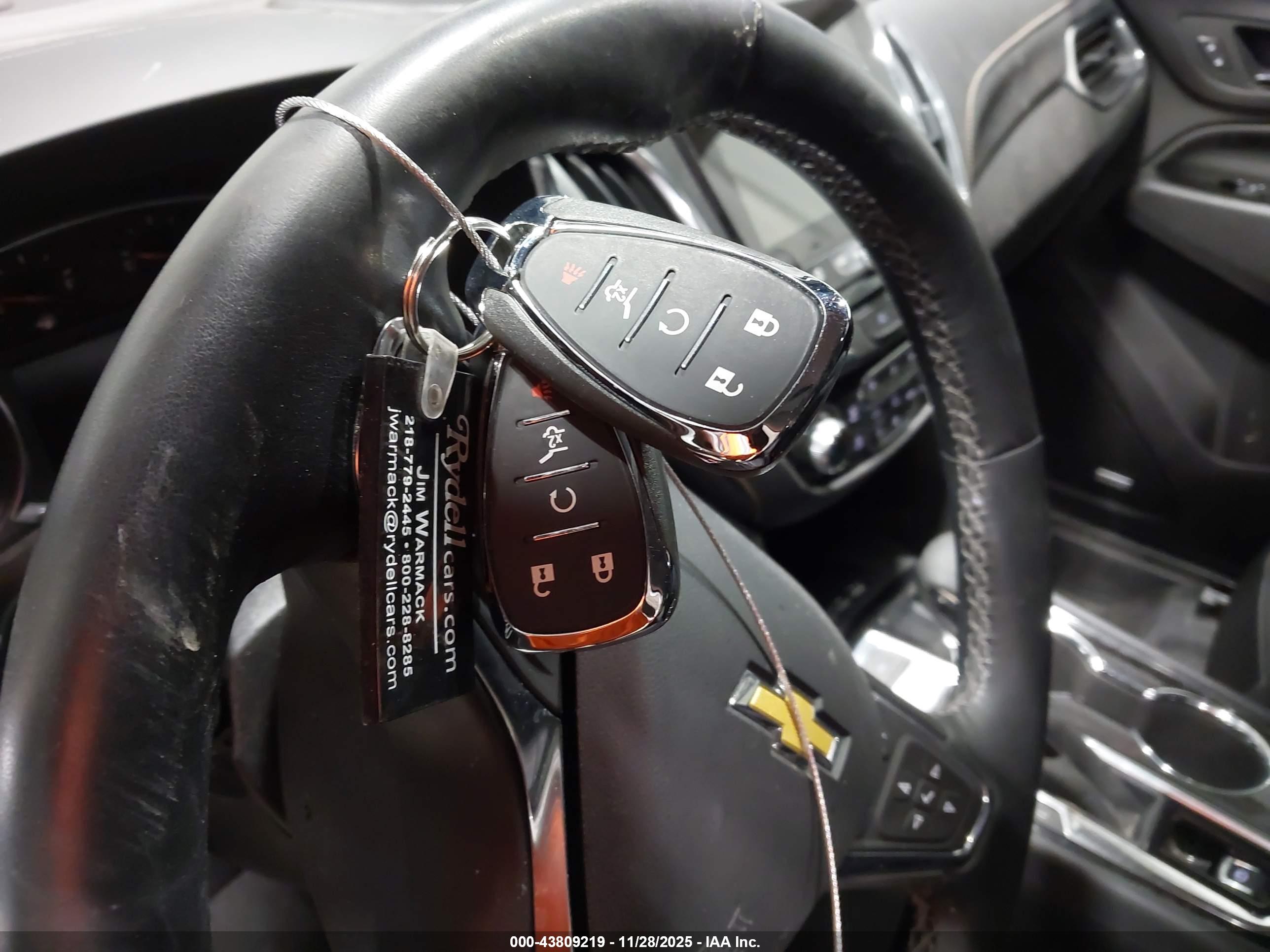CHEVROLET EQUINOX image 11