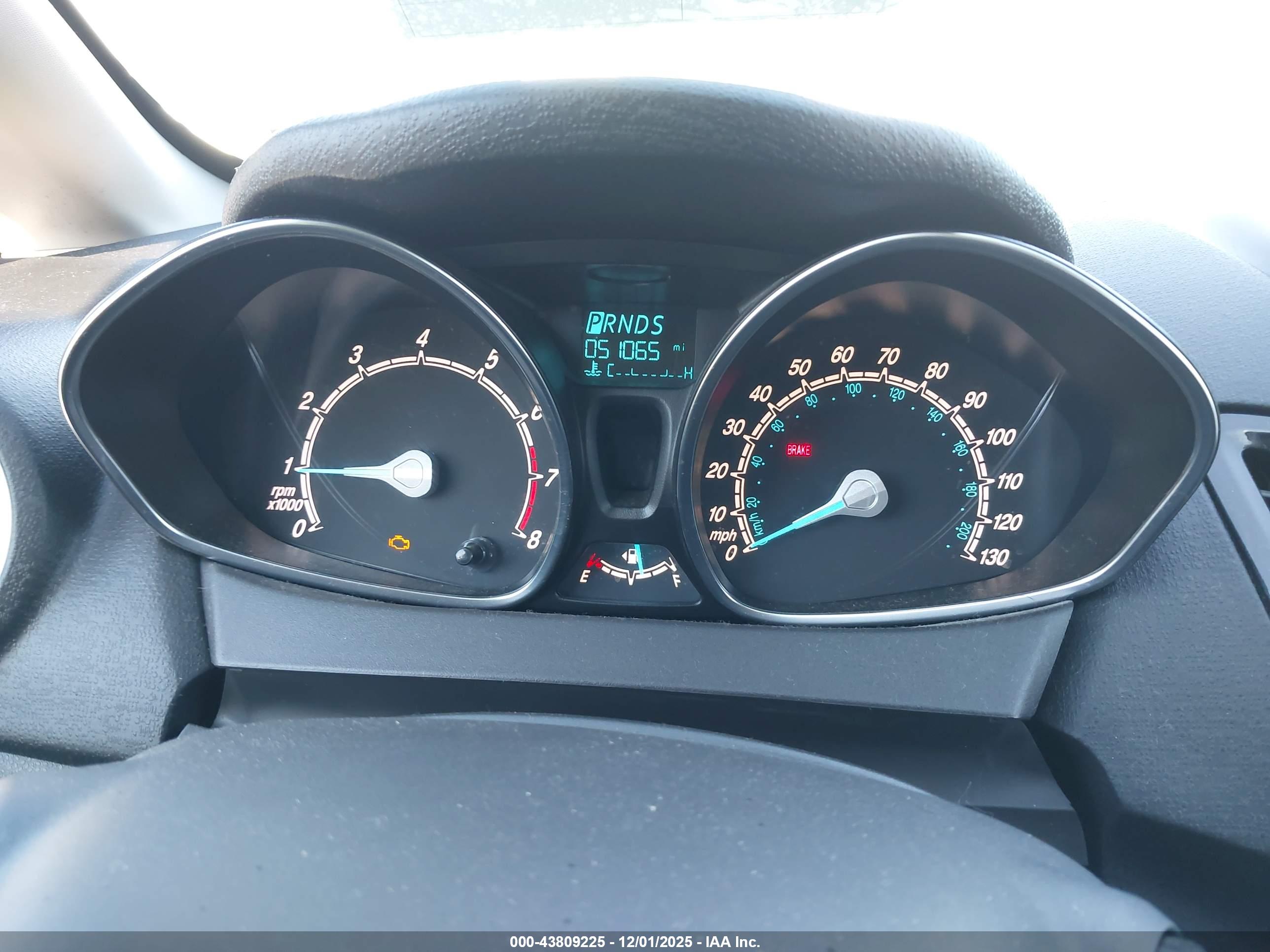 FORD FIESTA image 7