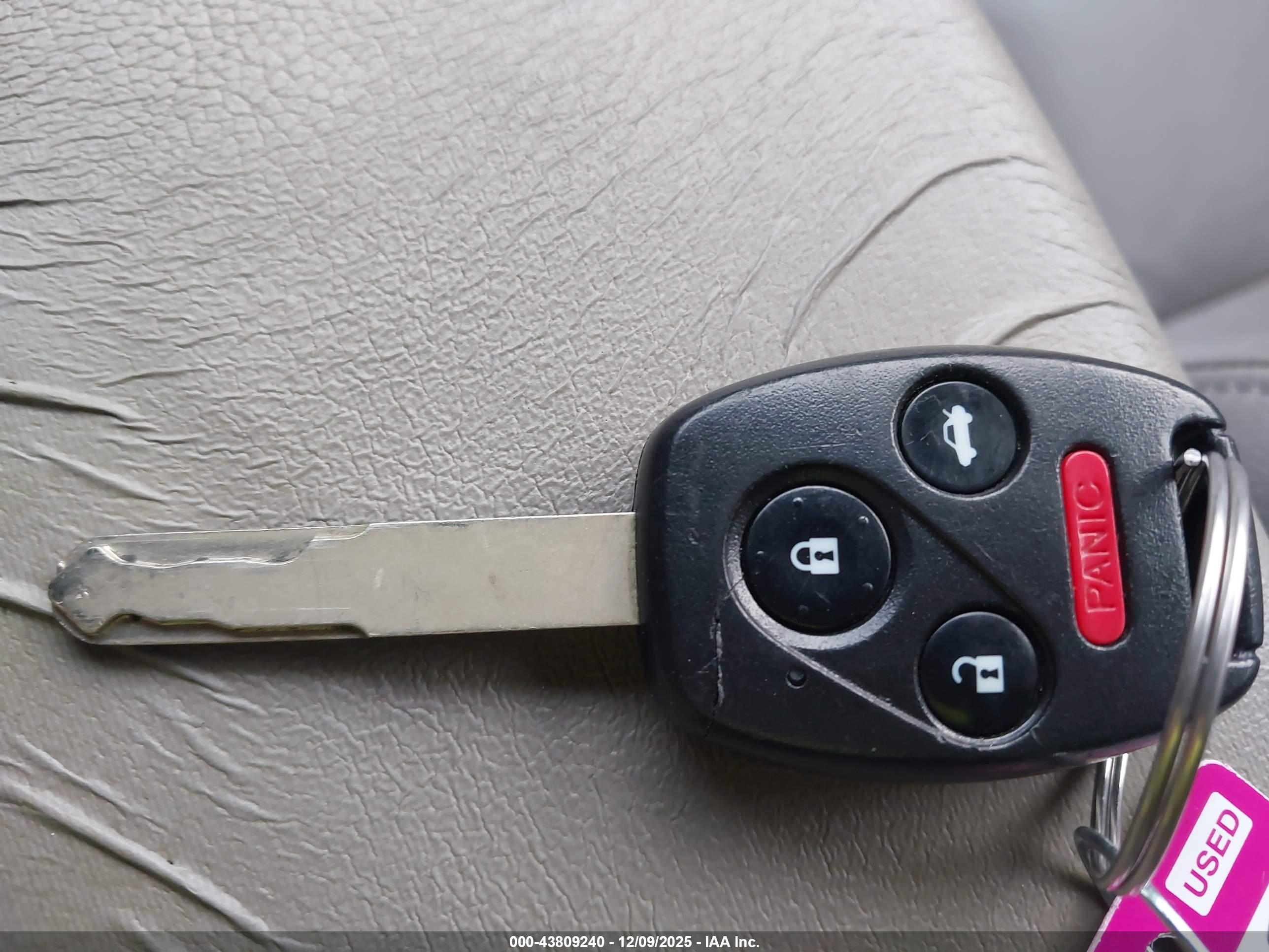 HONDA CIVIC image 11