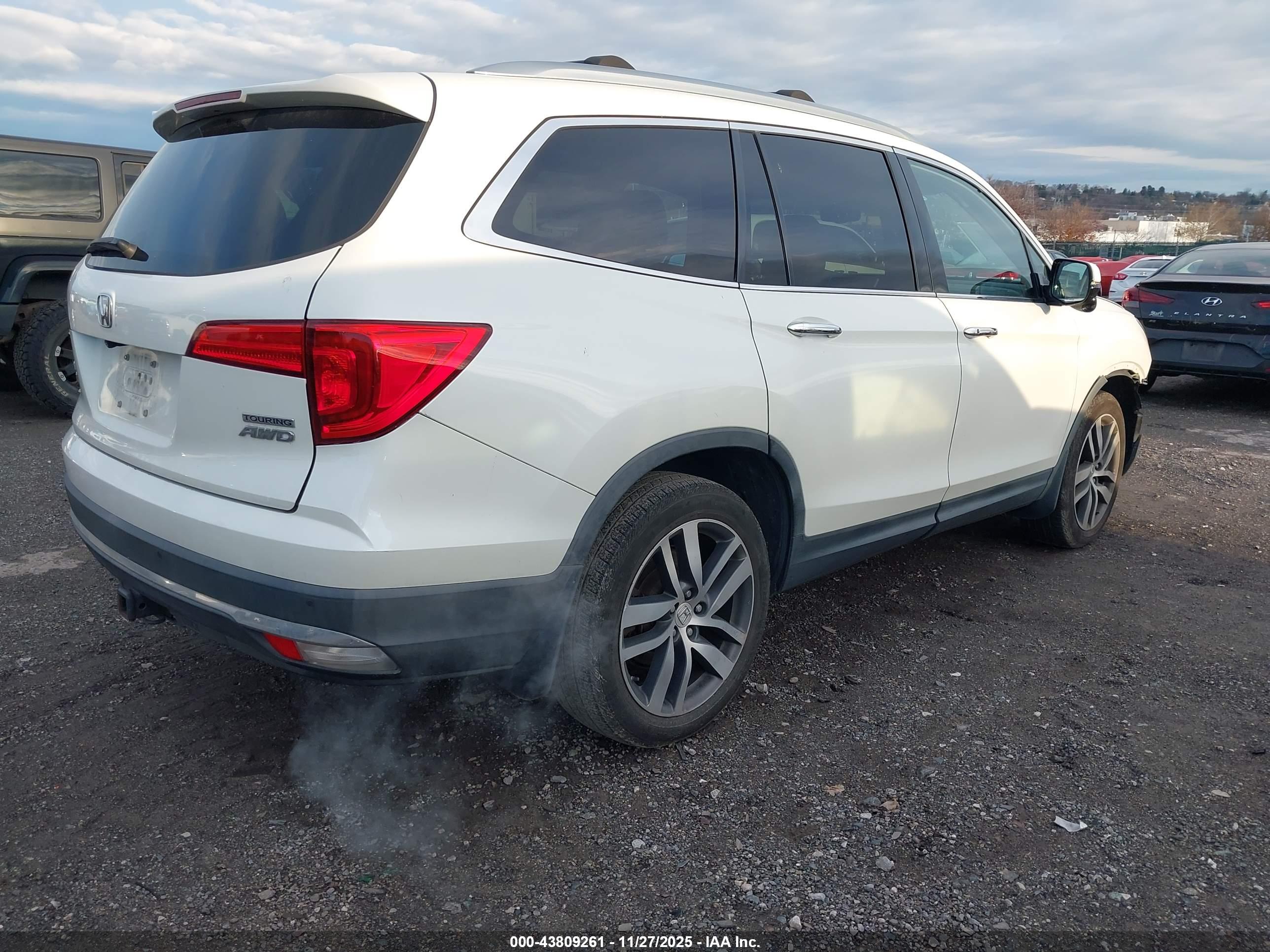 HONDA PILOT image 4