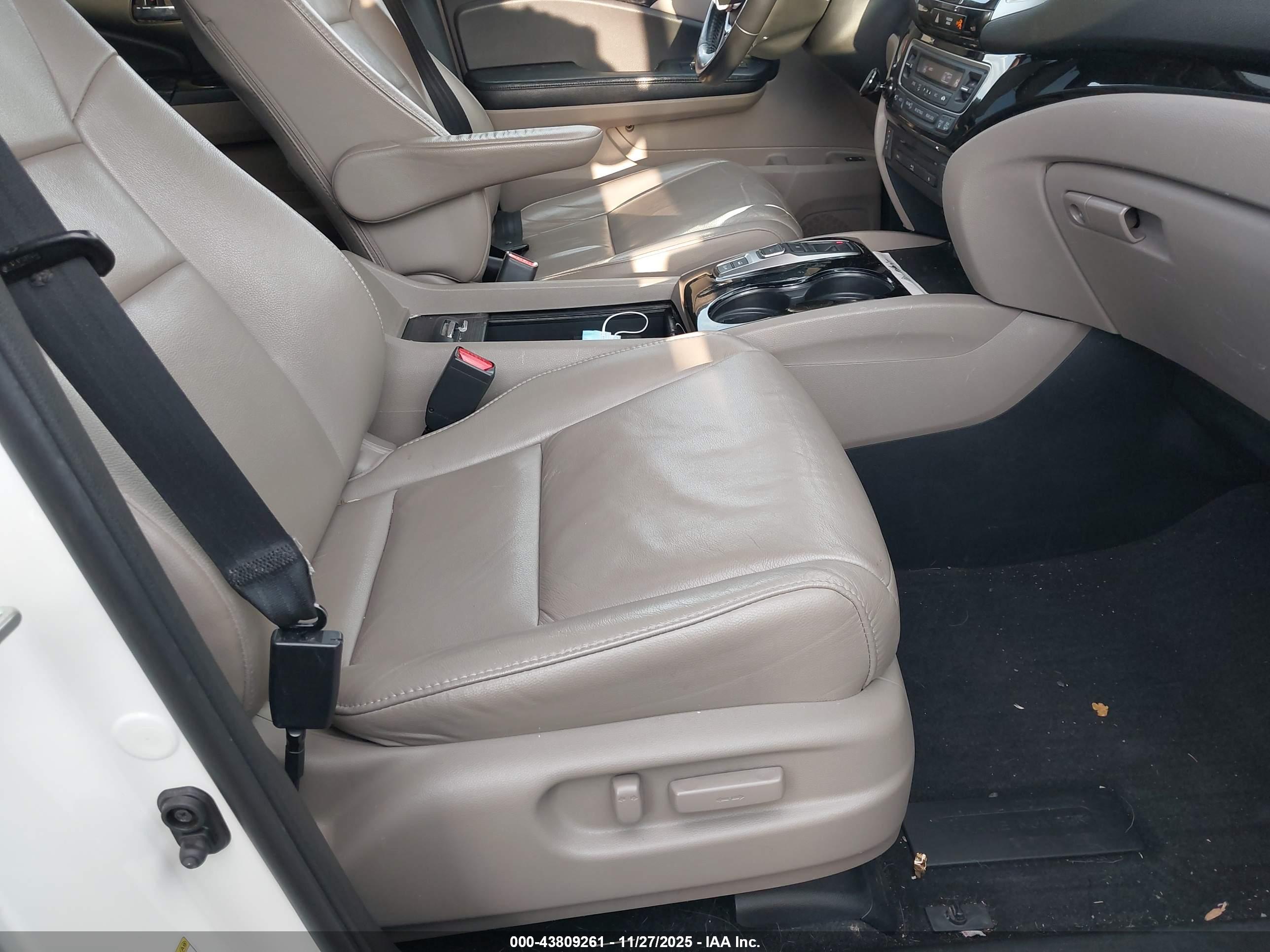 HONDA PILOT image 5
