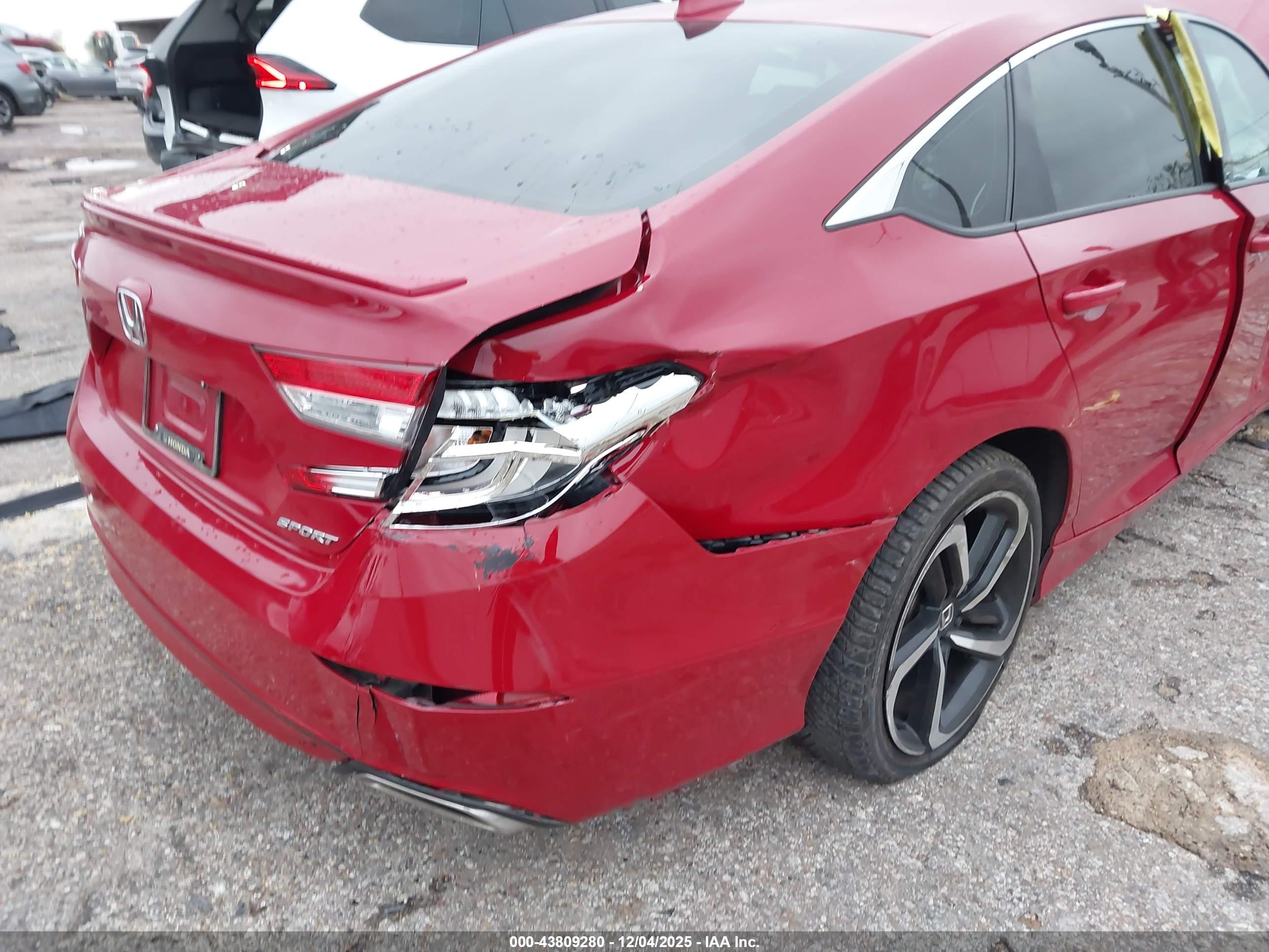 HONDA ACCORD image 6