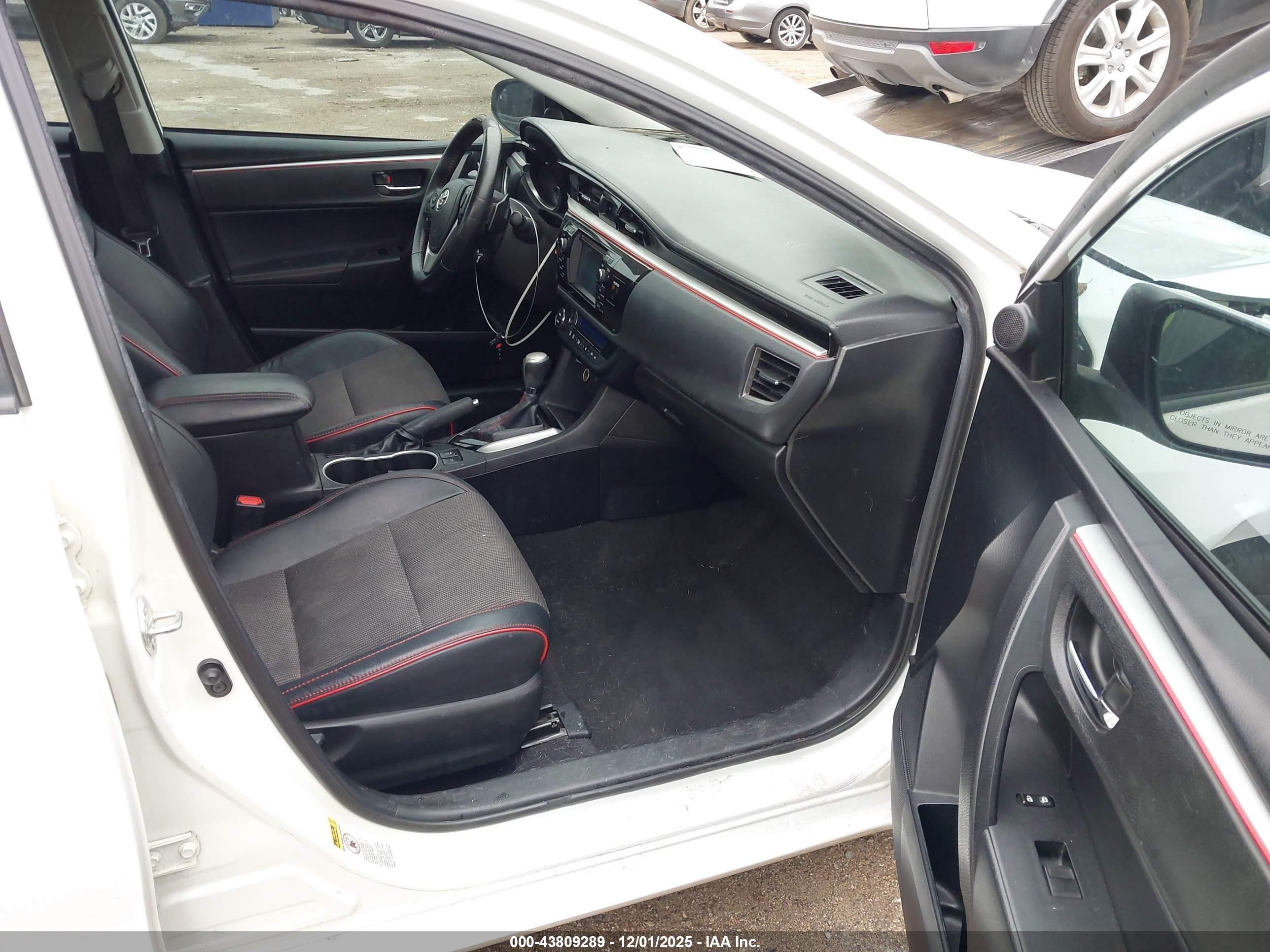 TOYOTA COROLLA image 5