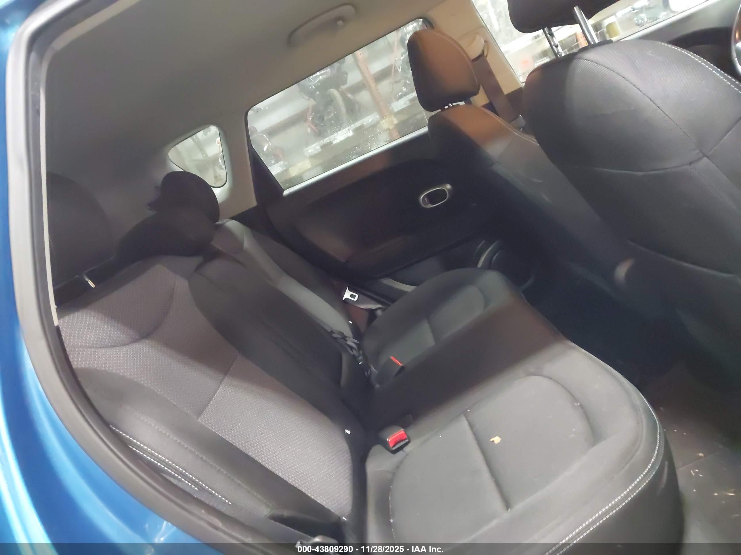 KIA SOUL image 8
